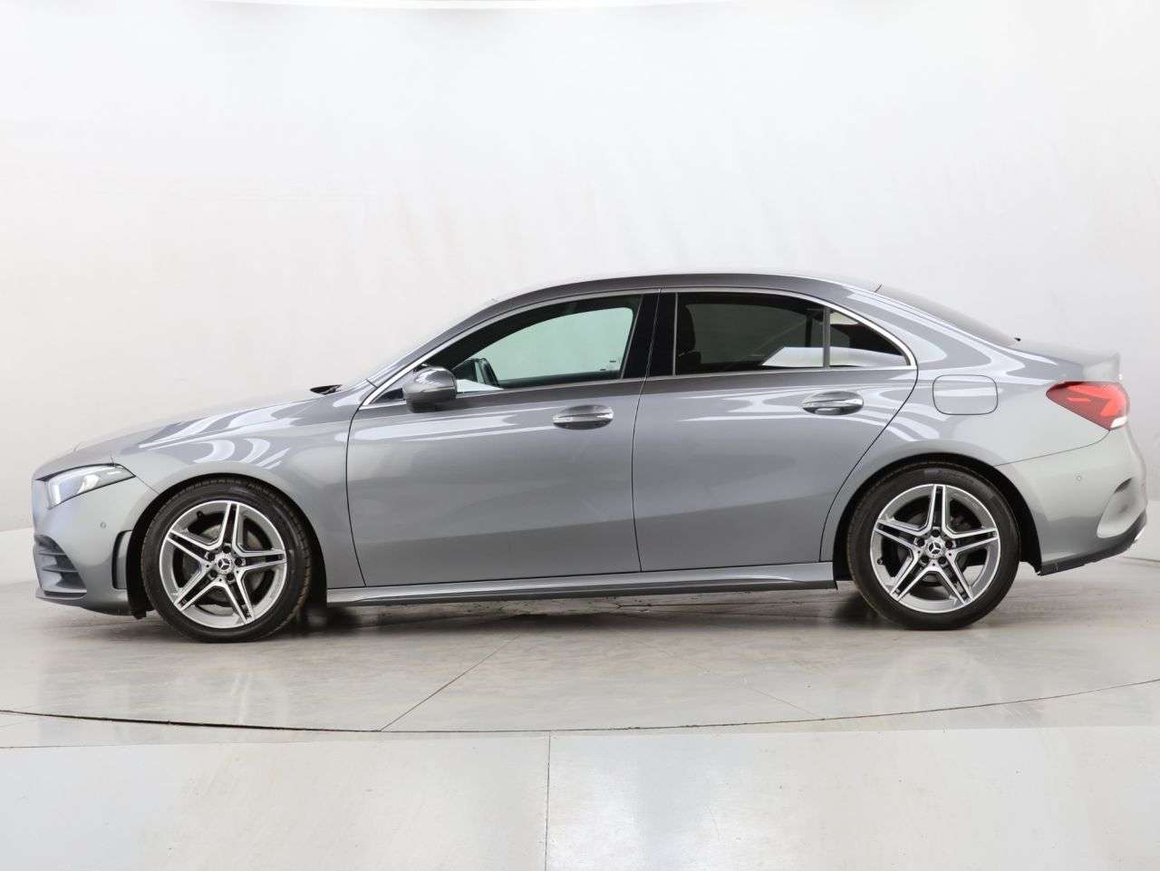 2021 MERCEDES-BENZ A CLASS 2021 MERCEDES-BENZ A CLASS