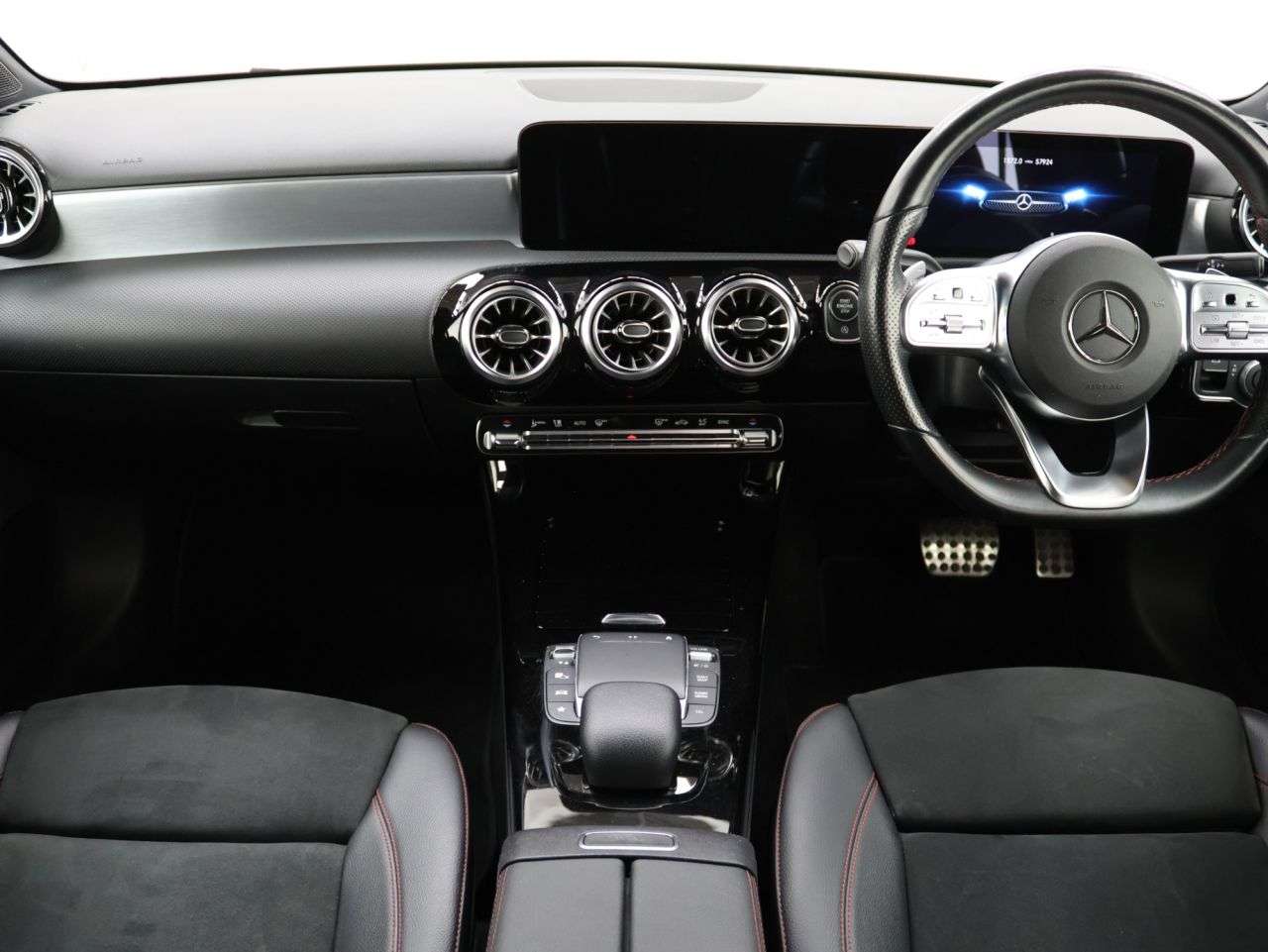 2021 MERCEDES-BENZ A CLASS 2021 MERCEDES-BENZ A CLASS