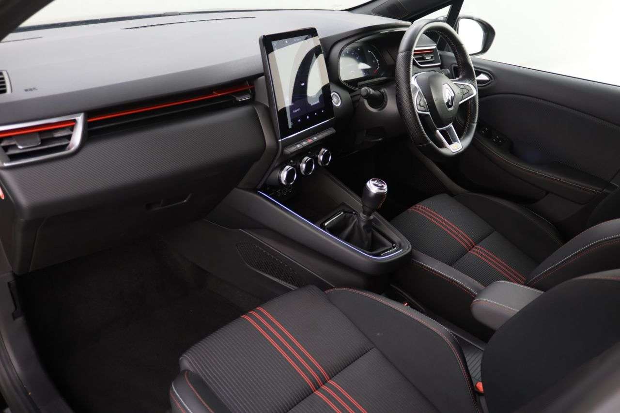 2021 RENAULT CLIO 2021 RENAULT CLIO