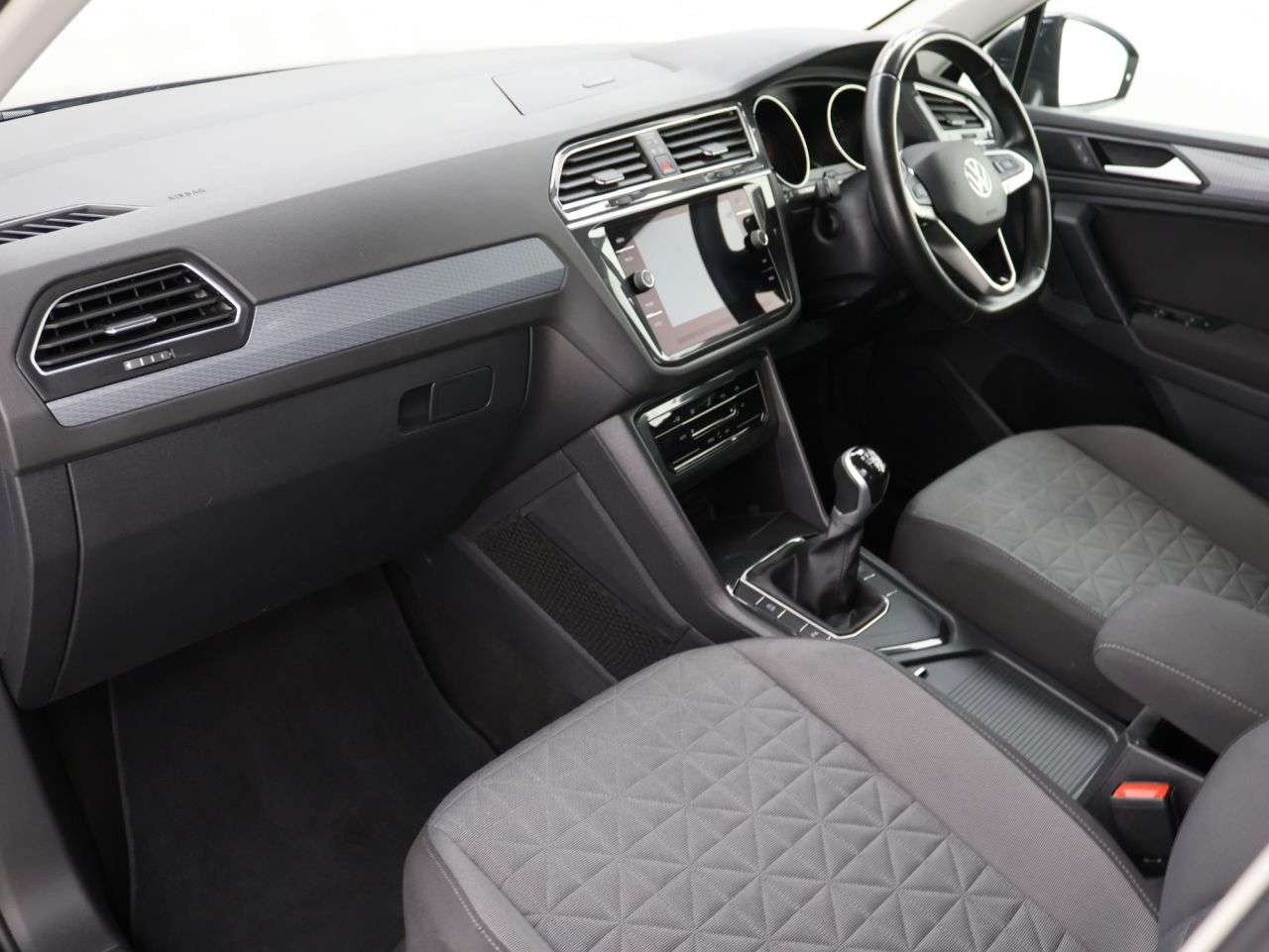 2022 VOLKSWAGEN TIGUAN 2022 VOLKSWAGEN TIGUAN