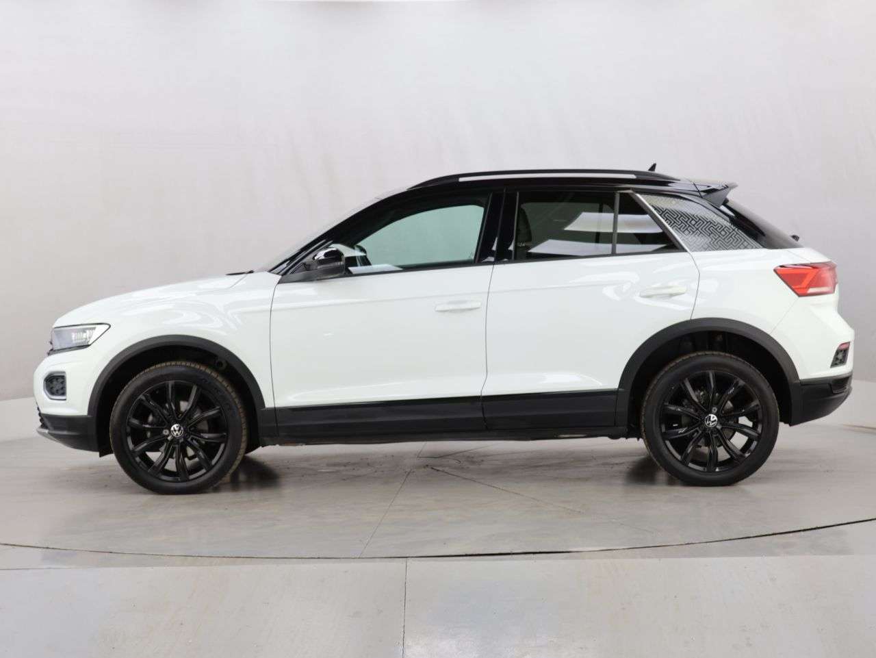 2021 VOLKSWAGEN T-ROC 2021 VOLKSWAGEN T-ROC