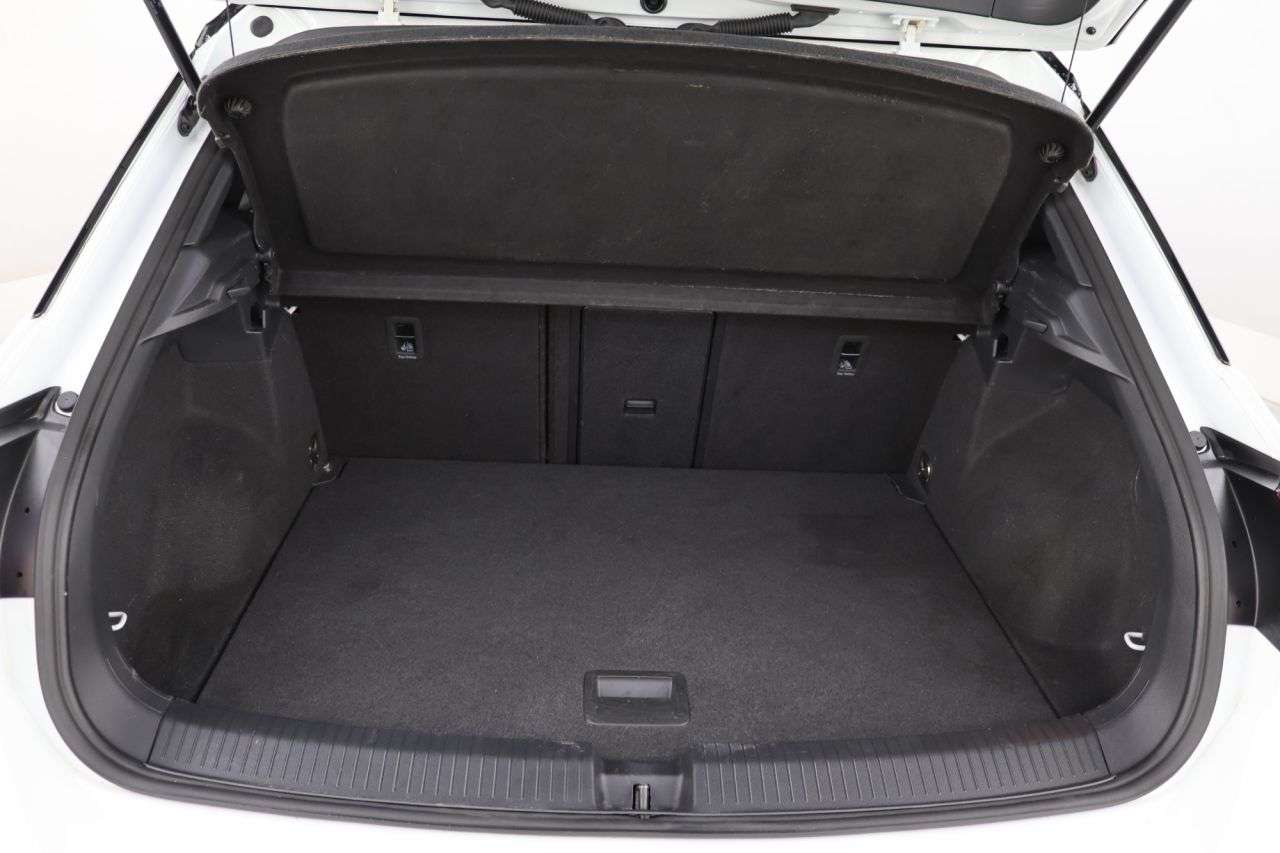 2021 VOLKSWAGEN T-ROC 2021 VOLKSWAGEN T-ROC