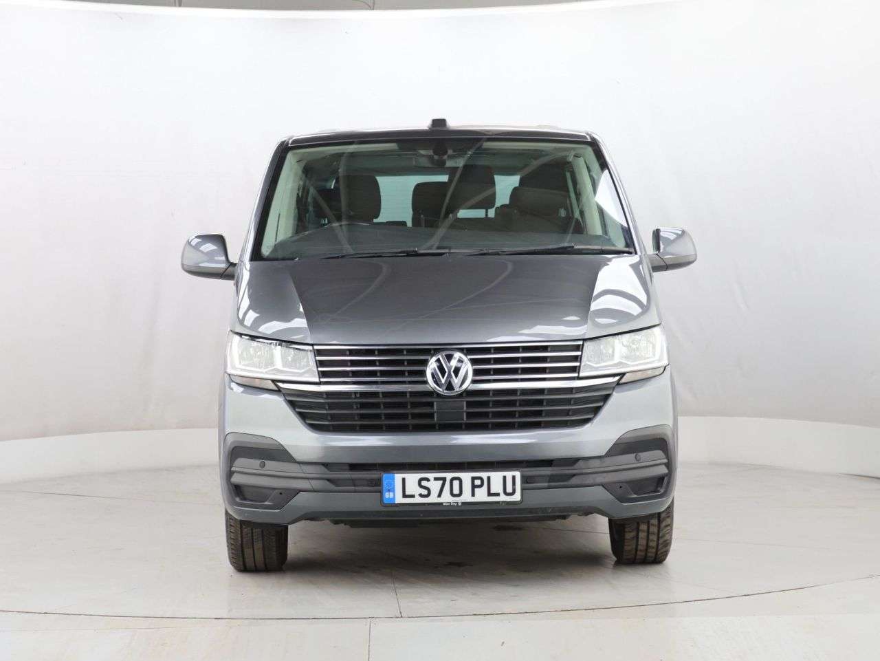 A 2020 VOLKSWAGEN TRANSPORTER SHUTTLE 2.0 TDI SE Minibus Double Cab 5dr Diesel DSG LWB Euro 6 (s/s) (150 ps) A 2020 VOLKSWAGEN TRANSPORTER SHUTTLE 2.0 TDI SE Minibus Double Cab 5dr Diesel DSG LWB Euro 6 (s/s) (150 ps)