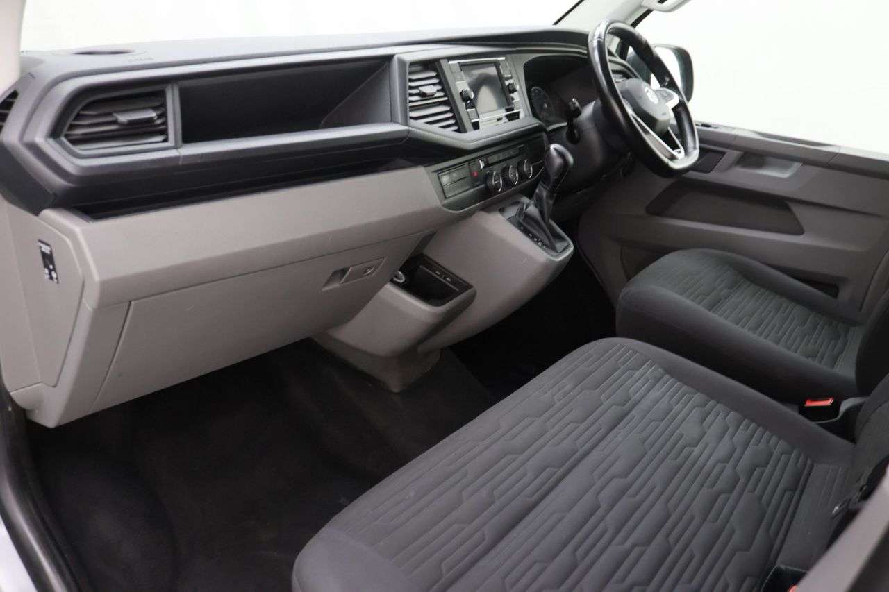 2020 VOLKSWAGEN TRANSPORTER SHUTTLE 2020 VOLKSWAGEN TRANSPORTER SHUTTLE