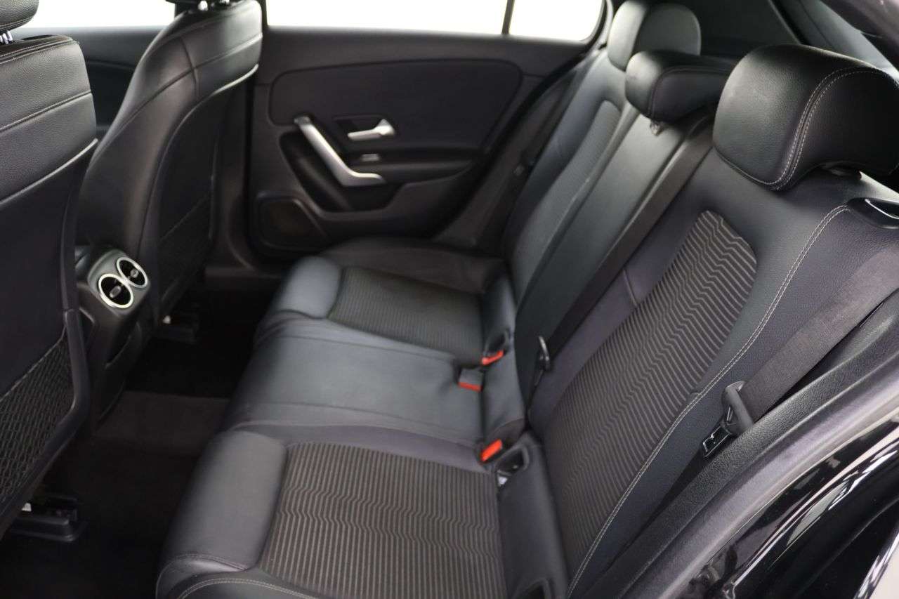 2021 MERCEDES-BENZ A CLASS 2021 MERCEDES-BENZ A CLASS