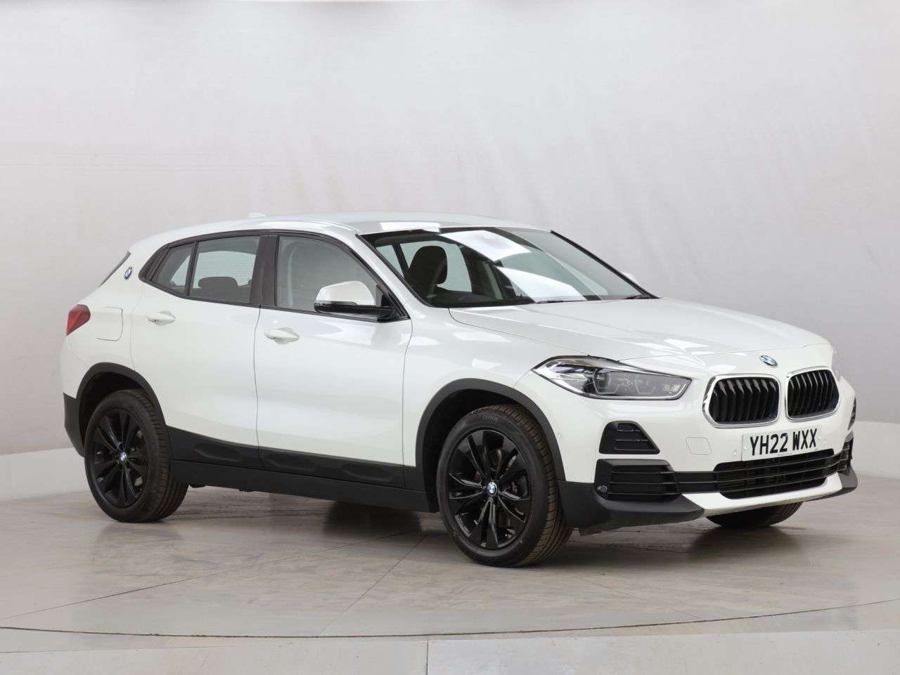 A 2022 BMW X2 2.0 20i Sport SUV 5dr Petrol Auto xDrive Euro 6 (s/s) (178 ps) A 2022 BMW X2 2.0 20i Sport SUV 5dr Petrol Auto xDrive Euro 6 (s/s) (178 ps)