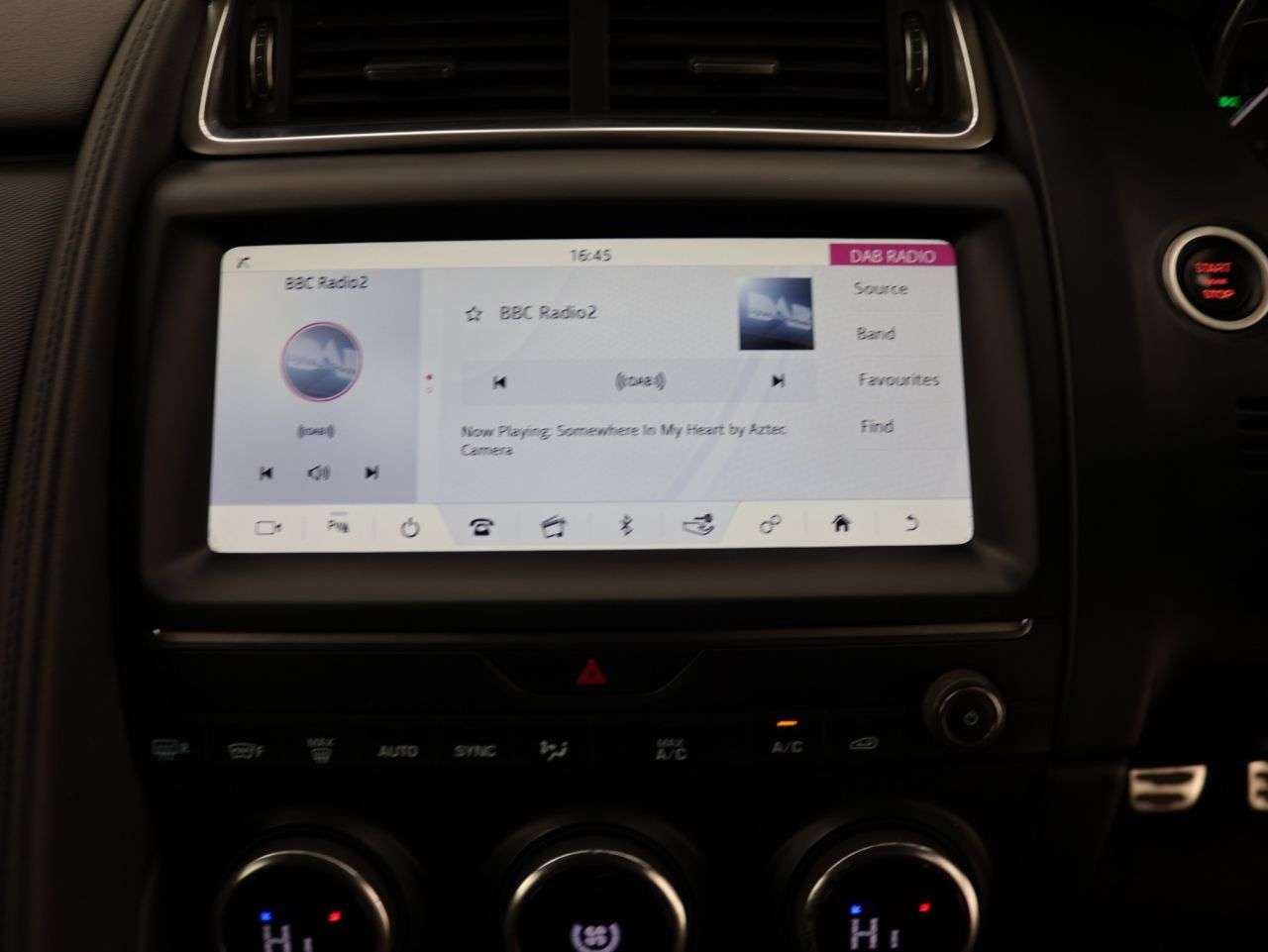 2018 JAGUAR E-PACE 2018 JAGUAR E-PACE