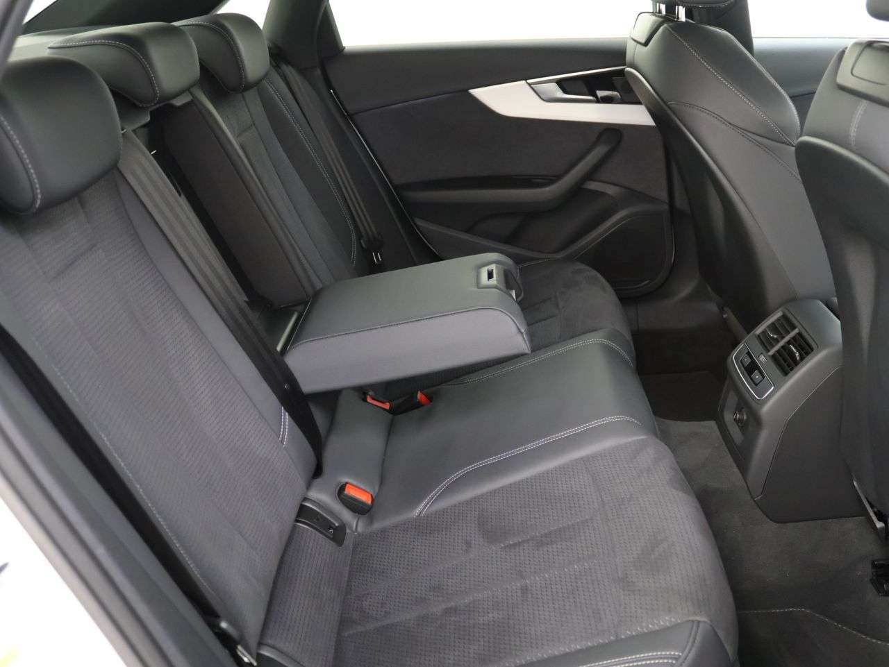 2024 AUDI A4 2024 AUDI A4