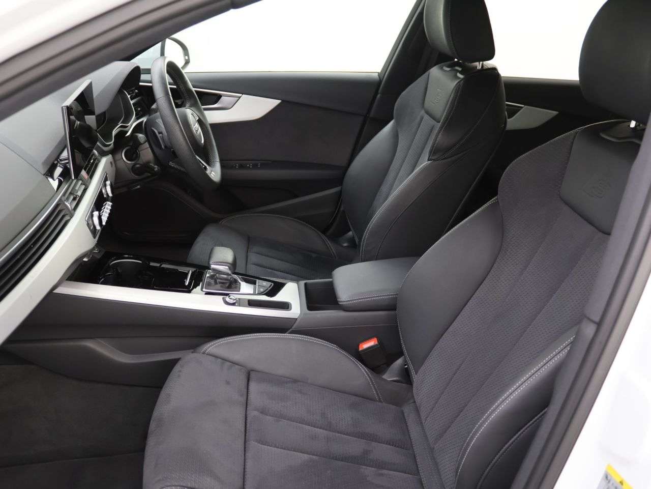 2024 AUDI A4 2024 AUDI A4