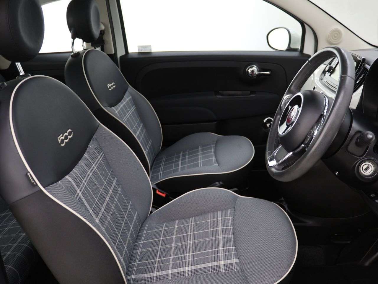 2018 FIAT 500 2018 FIAT 500