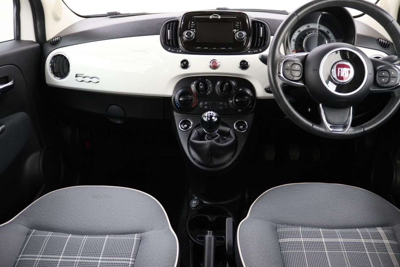 2018 FIAT 500 2018 FIAT 500