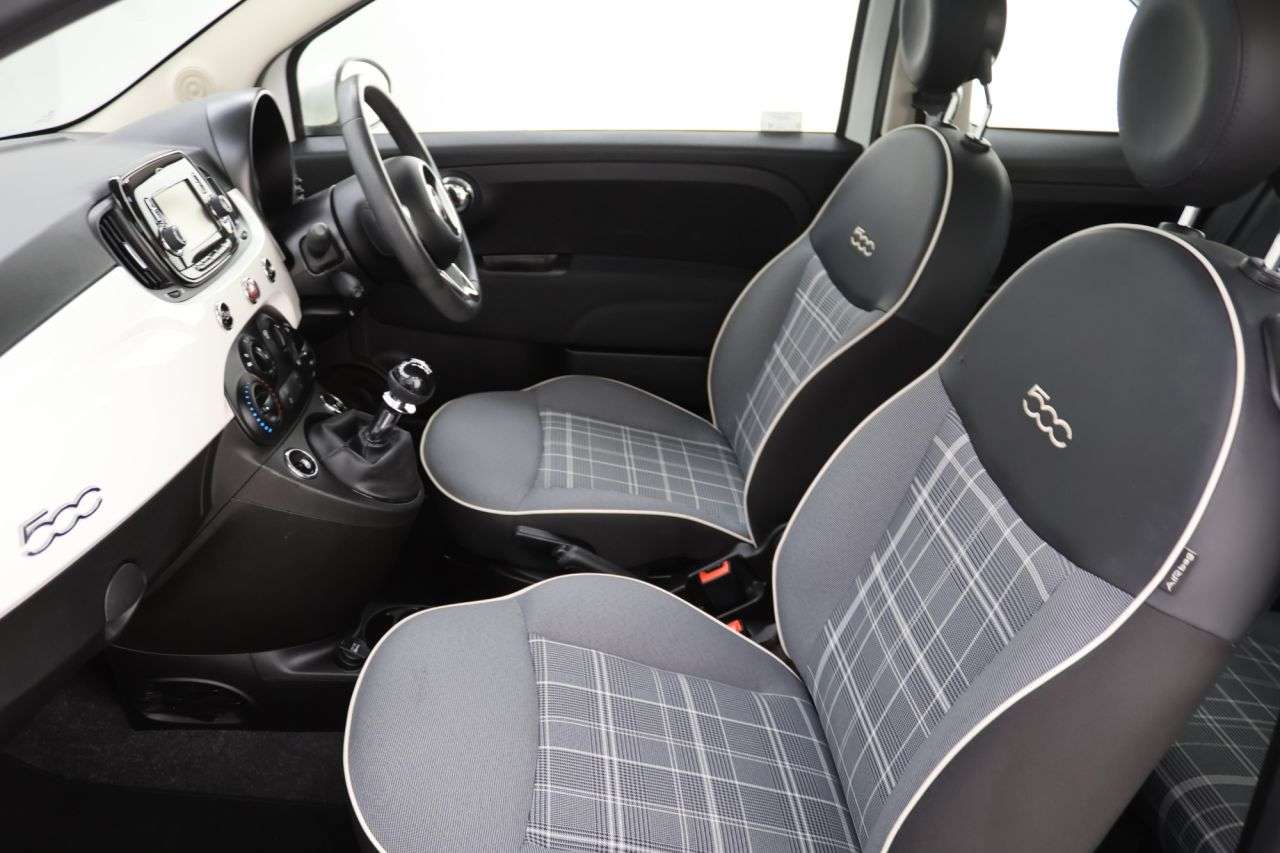 2018 FIAT 500 2018 FIAT 500