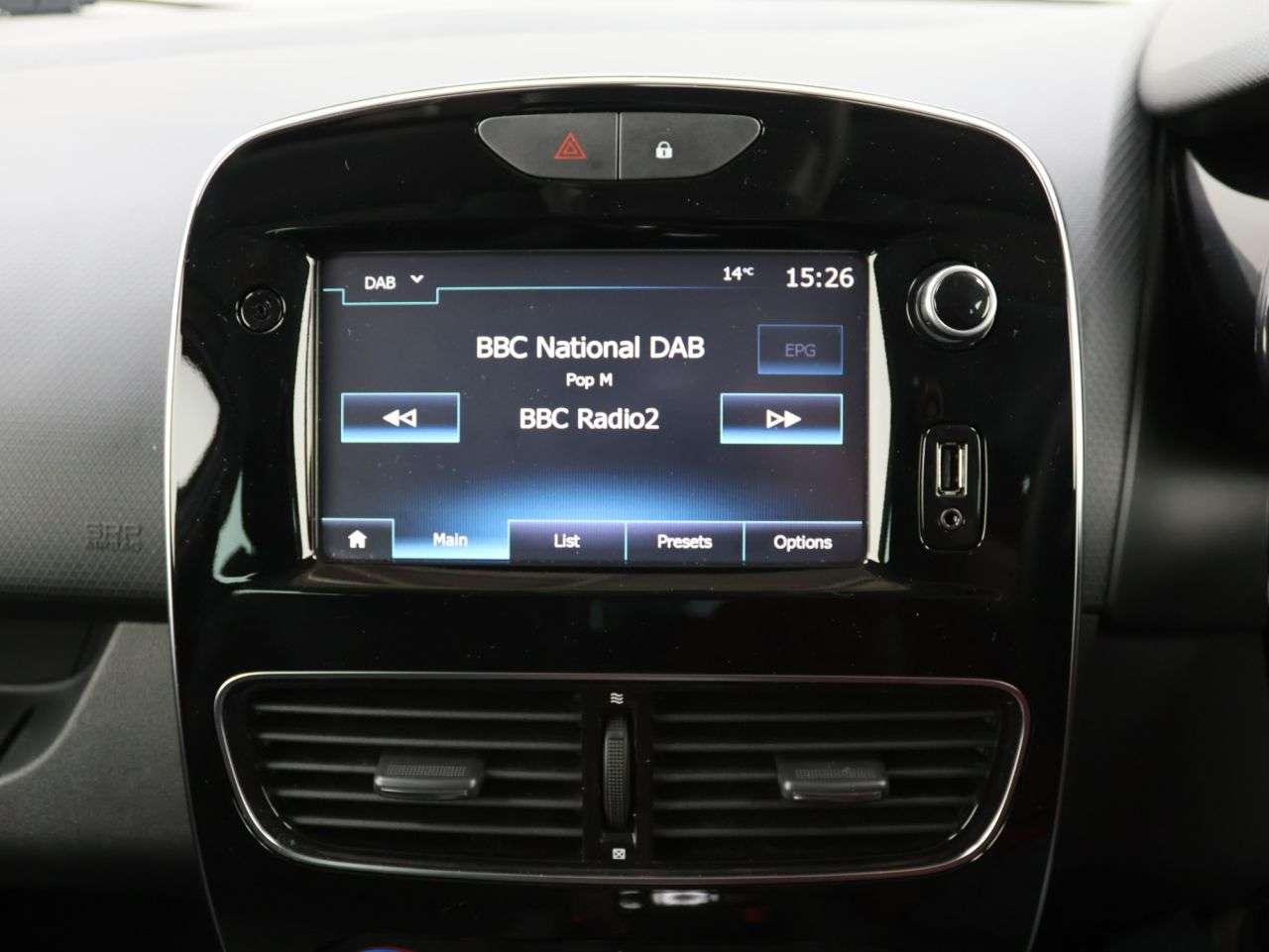 2018 RENAULT CLIO 2018 RENAULT CLIO