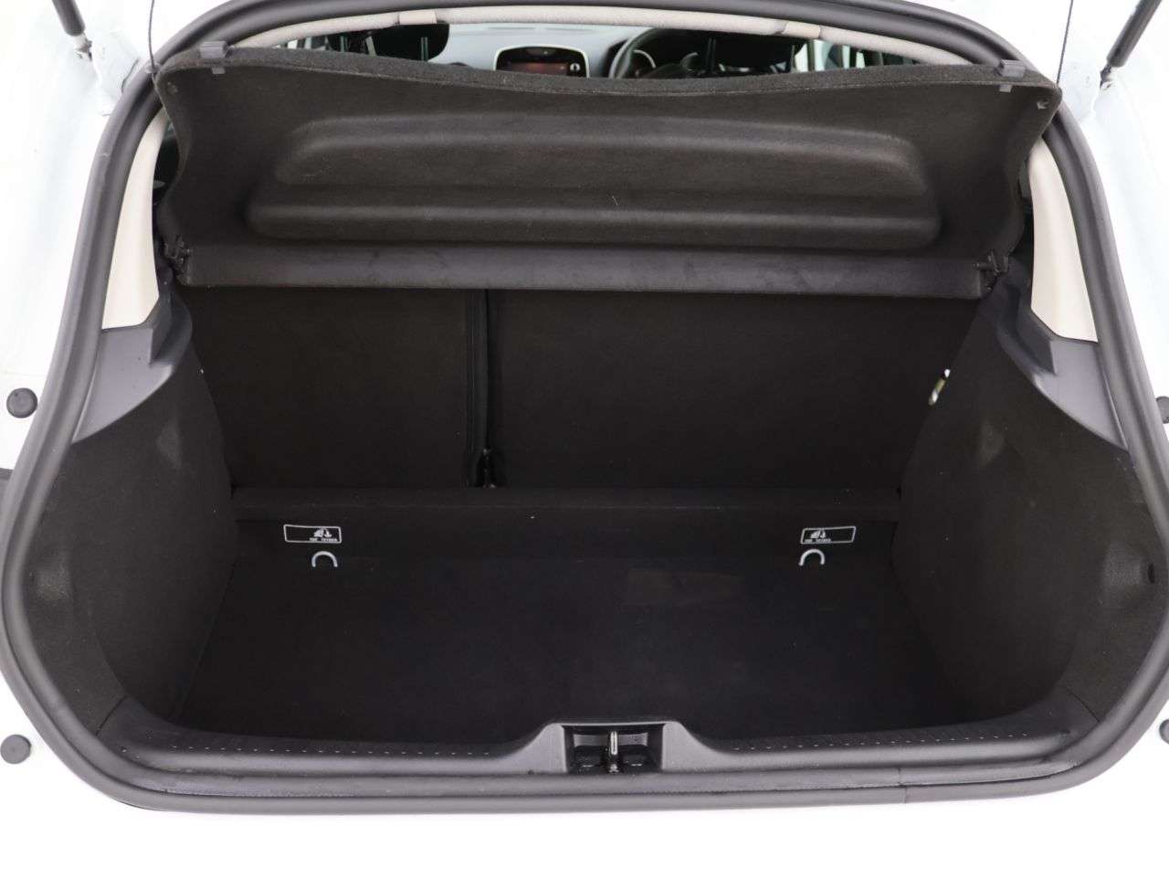 2018 RENAULT CLIO 2018 RENAULT CLIO