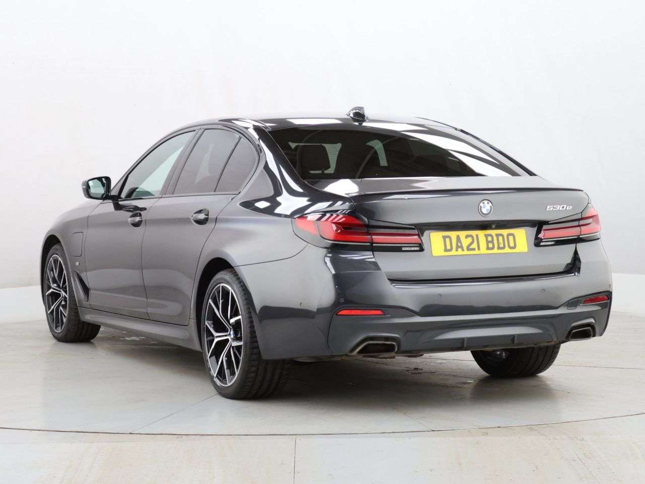 2021 BMW 5 SERIES 2021 BMW 5 SERIES