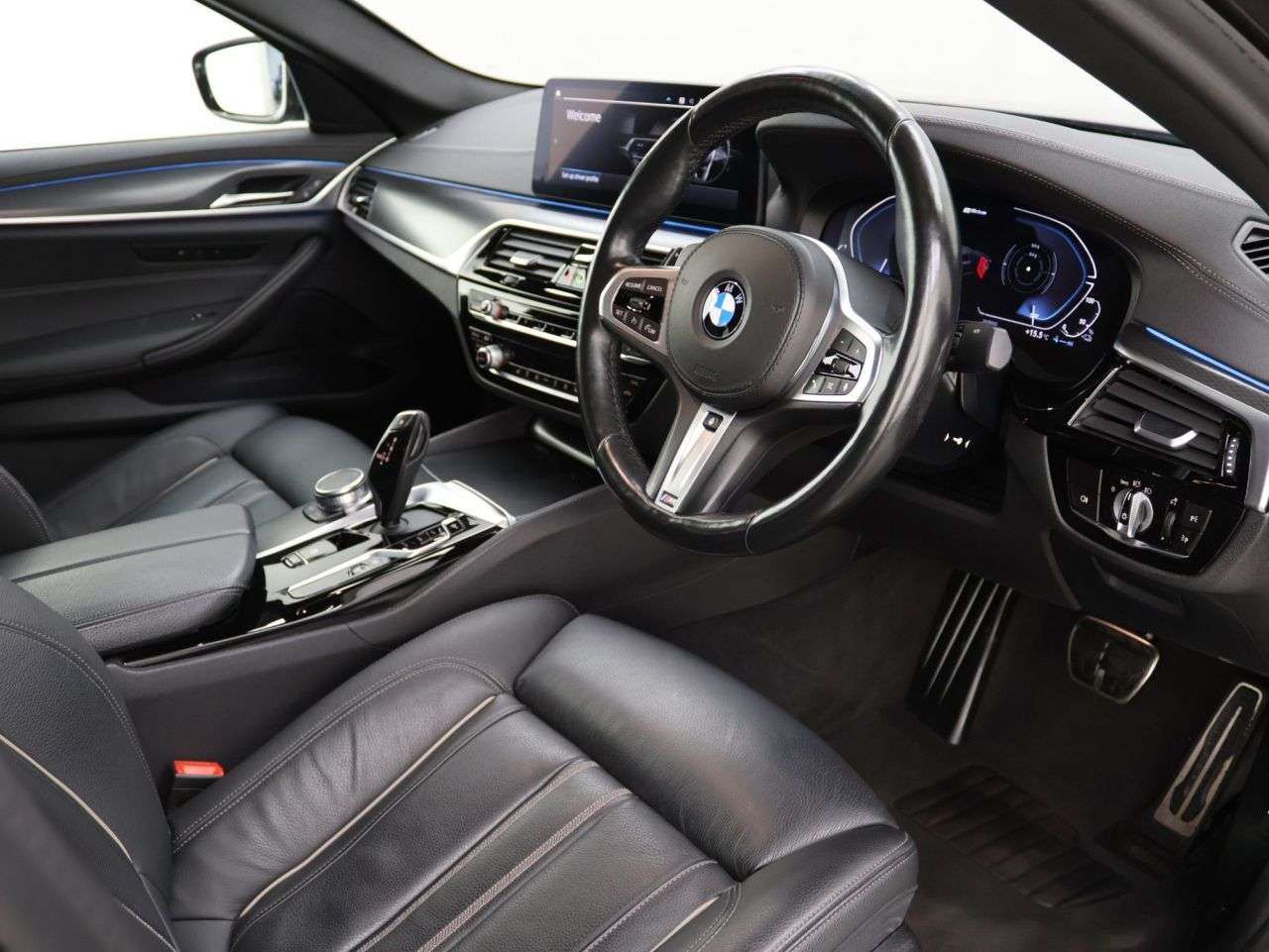 2021 BMW 5 SERIES 2021 BMW 5 SERIES