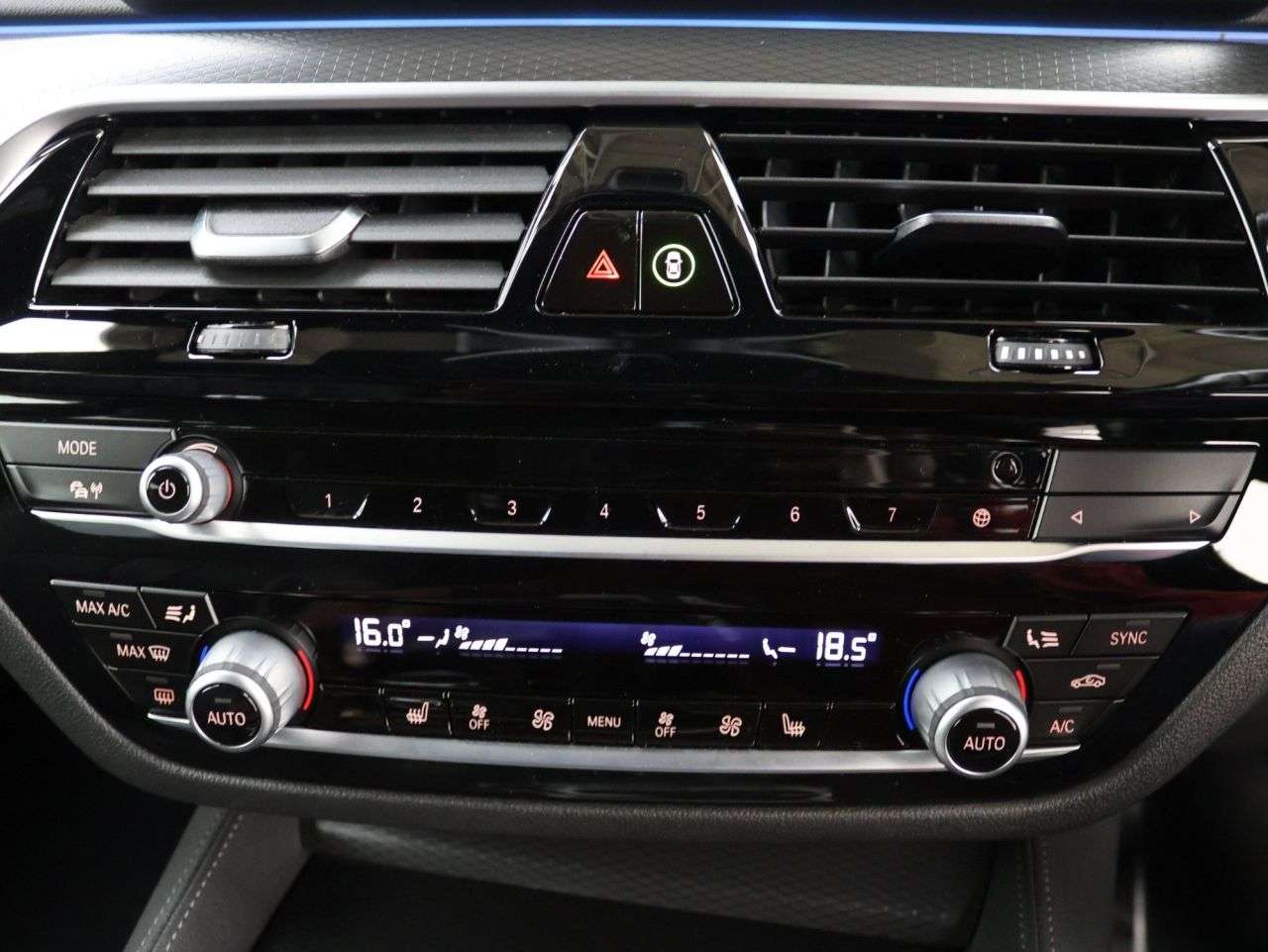 2021 BMW 5 SERIES 2021 BMW 5 SERIES