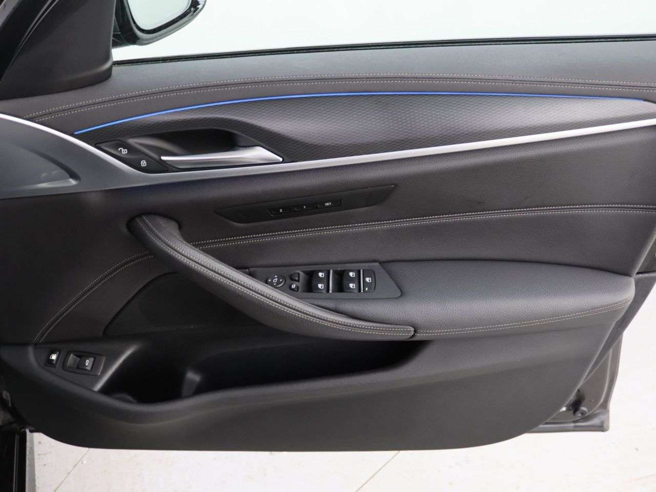 2021 BMW 5 SERIES 2021 BMW 5 SERIES