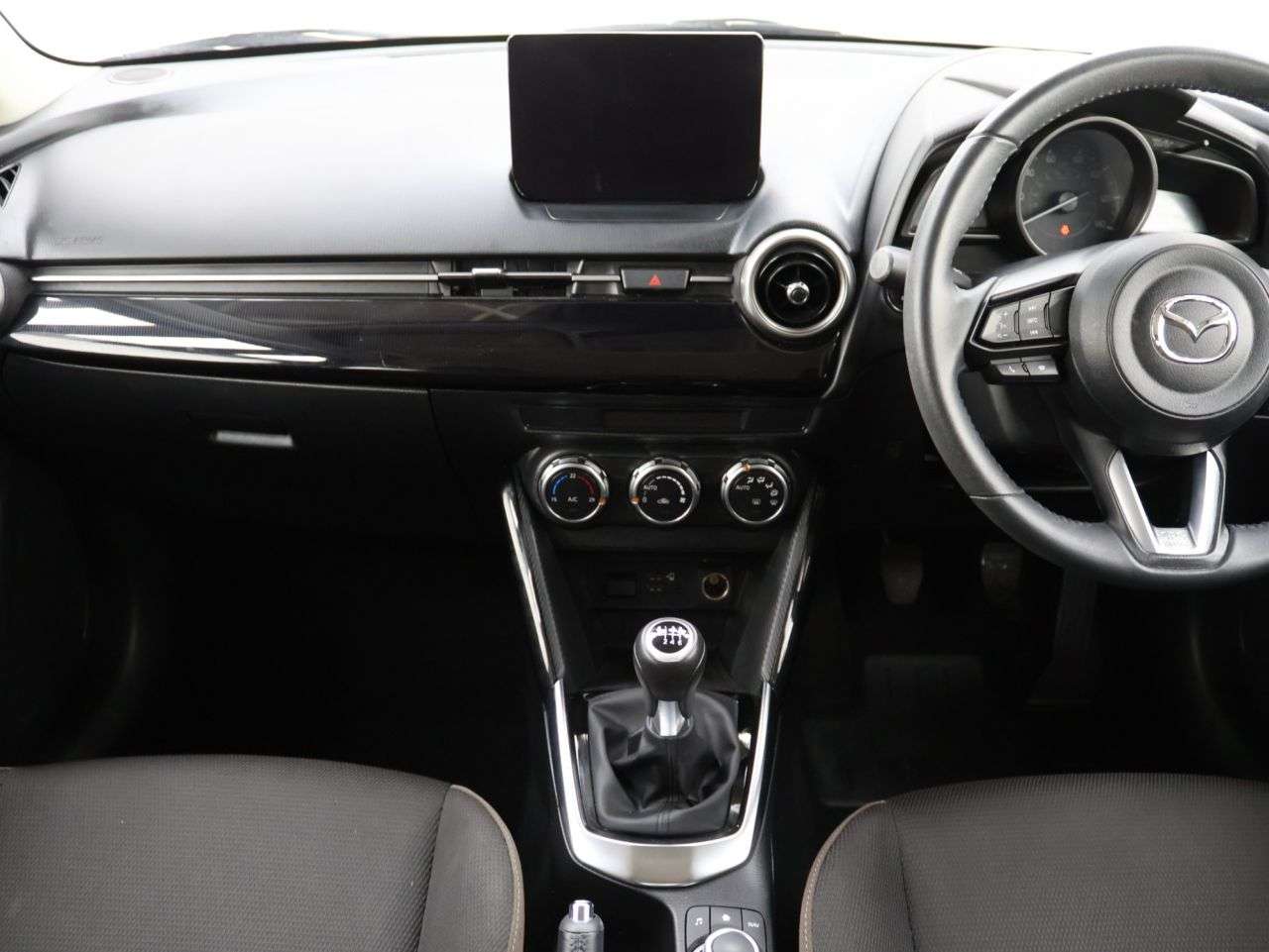 2022 MAZDA MAZDA2 2022 MAZDA MAZDA2