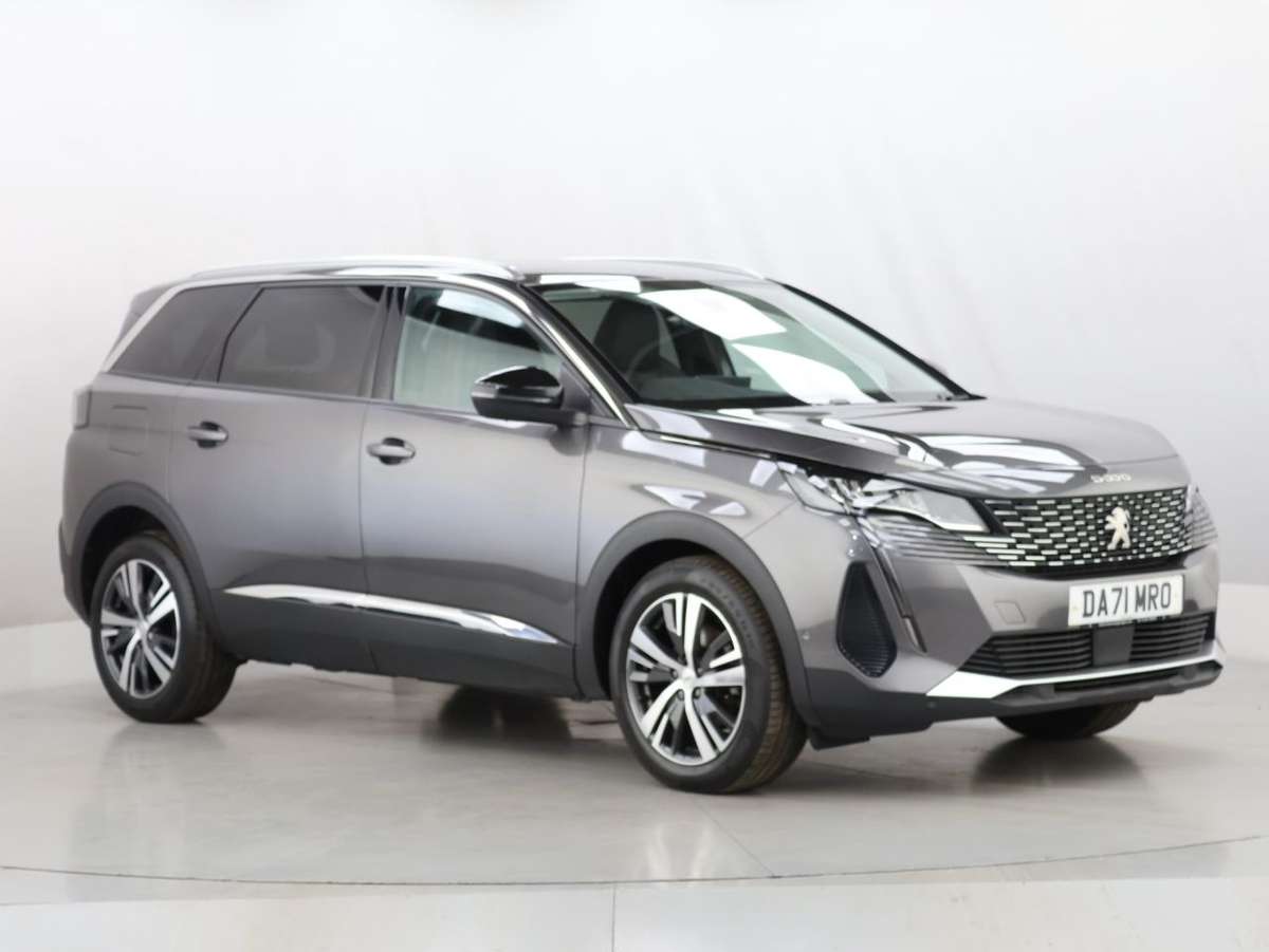 Check out this Peugeot 5008 2021 Diesel Manual