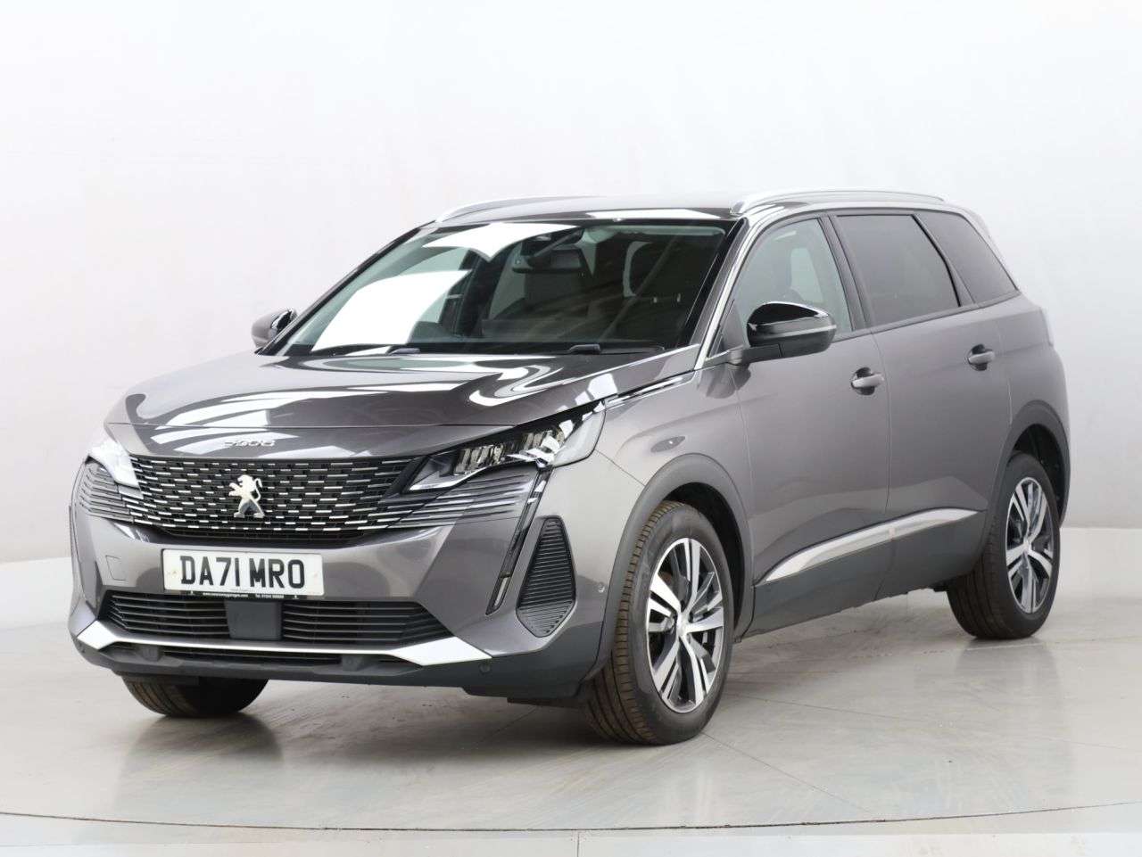 2021 PEUGEOT 5008 2021 PEUGEOT 5008