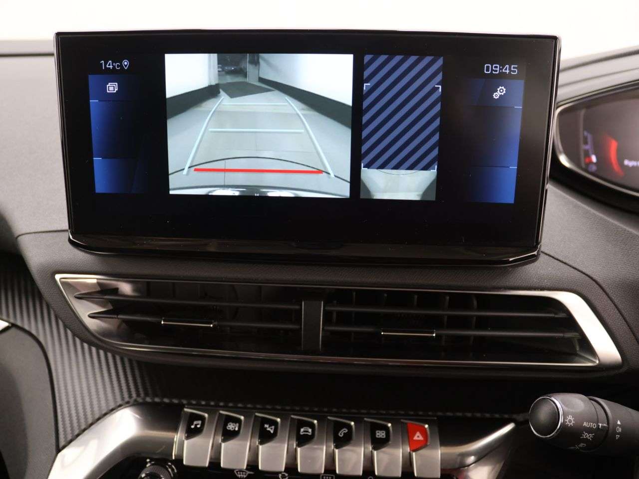 2021 PEUGEOT 5008 2021 PEUGEOT 5008