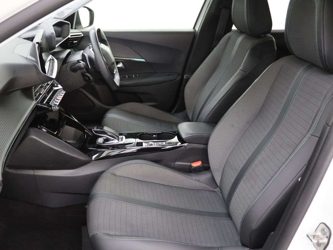 2022 PEUGEOT 2008 2022 PEUGEOT 2008