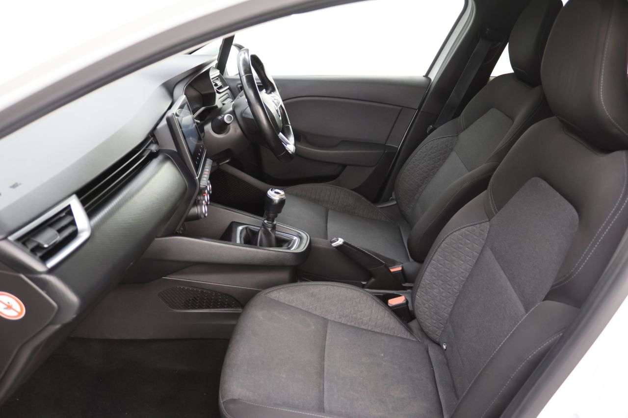 2020 RENAULT CLIO 2020 RENAULT CLIO