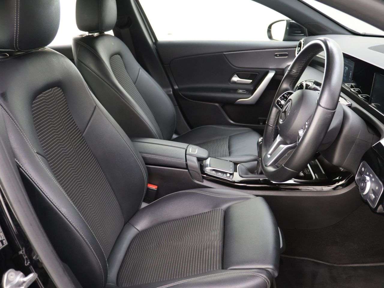 2022 MERCEDES-BENZ A CLASS 2022 MERCEDES-BENZ A CLASS