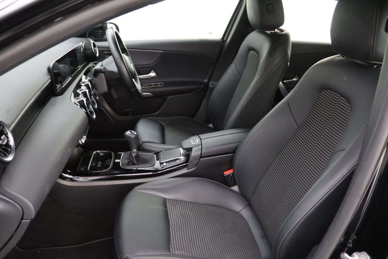 2022 MERCEDES-BENZ A CLASS 2022 MERCEDES-BENZ A CLASS