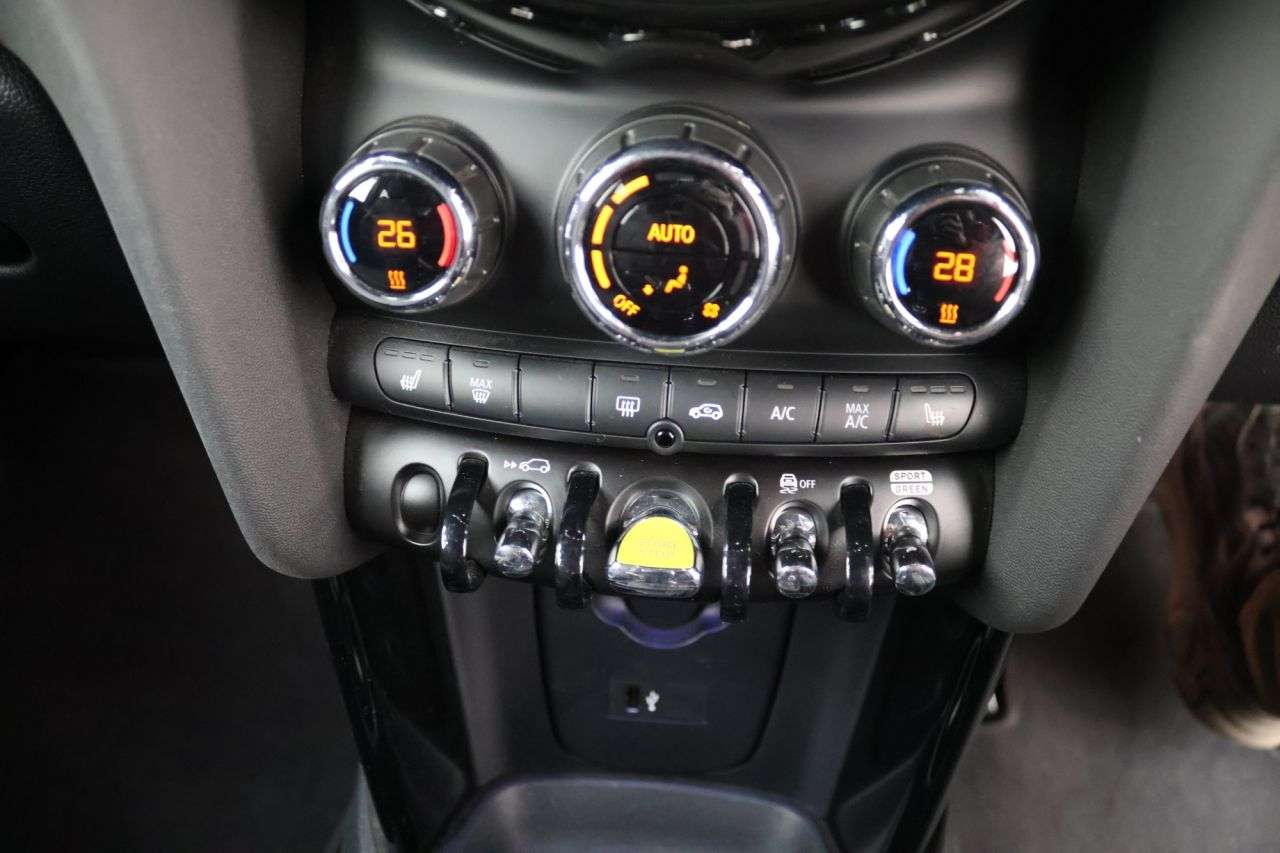 2021 MINI ELECTRIC HATCH 2021 MINI ELECTRIC HATCH