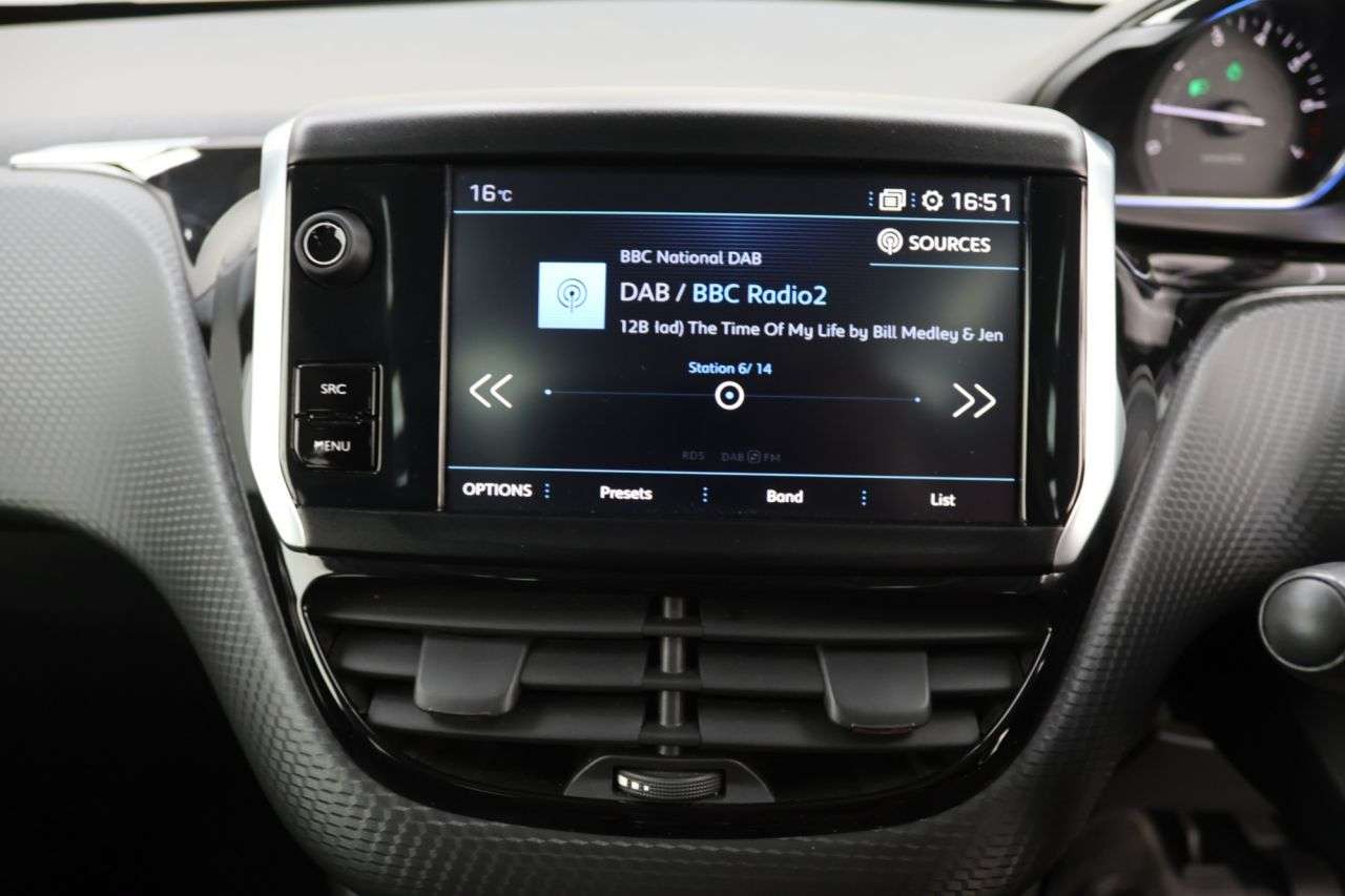 2019 PEUGEOT 2008 2019 PEUGEOT 2008