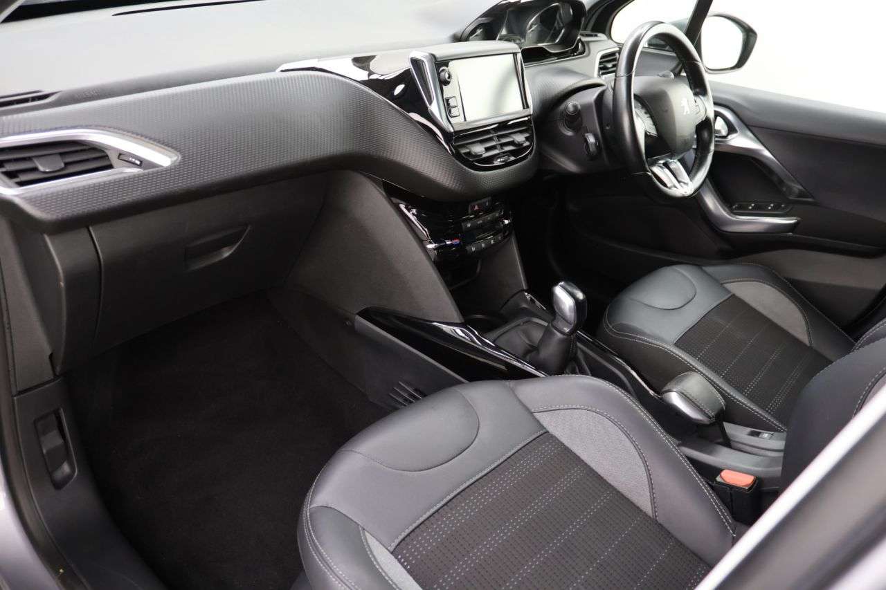 2019 PEUGEOT 2008 2019 PEUGEOT 2008