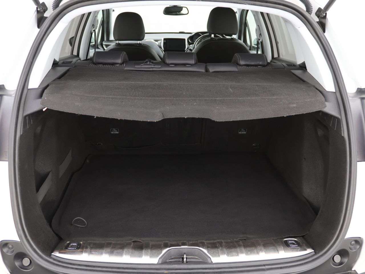 2018 PEUGEOT 2008 2018 PEUGEOT 2008