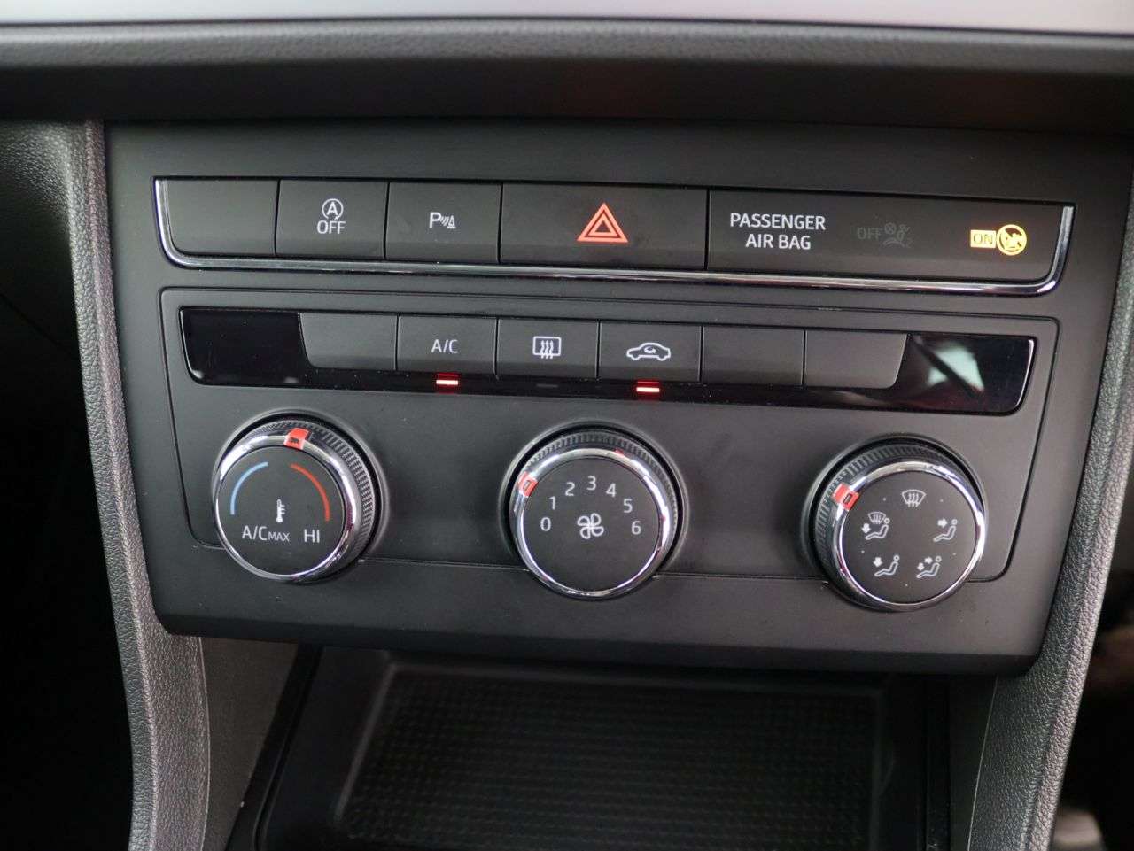 2019 SEAT LEON 2019 SEAT LEON