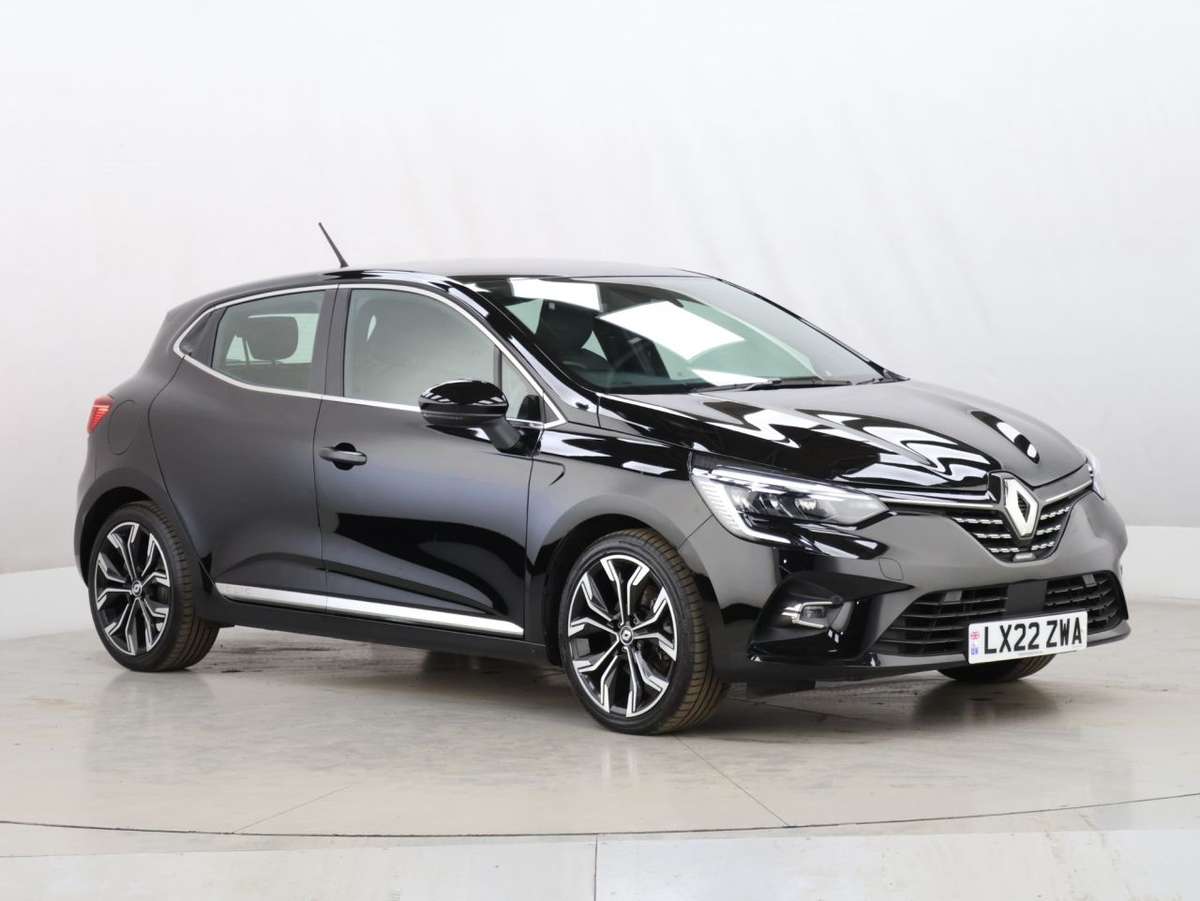 Check out this Renault Clio 2022 Hybrid Electric Automatic