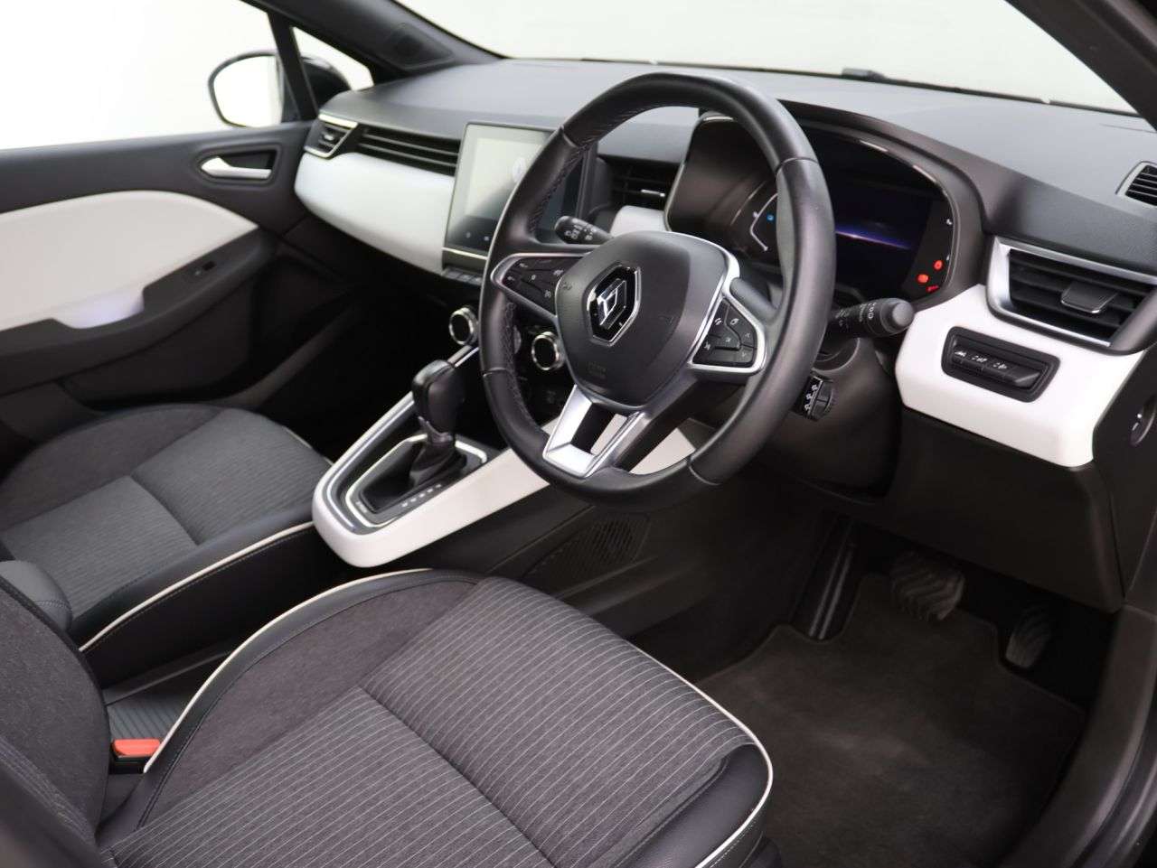 2022 RENAULT CLIO 2022 RENAULT CLIO