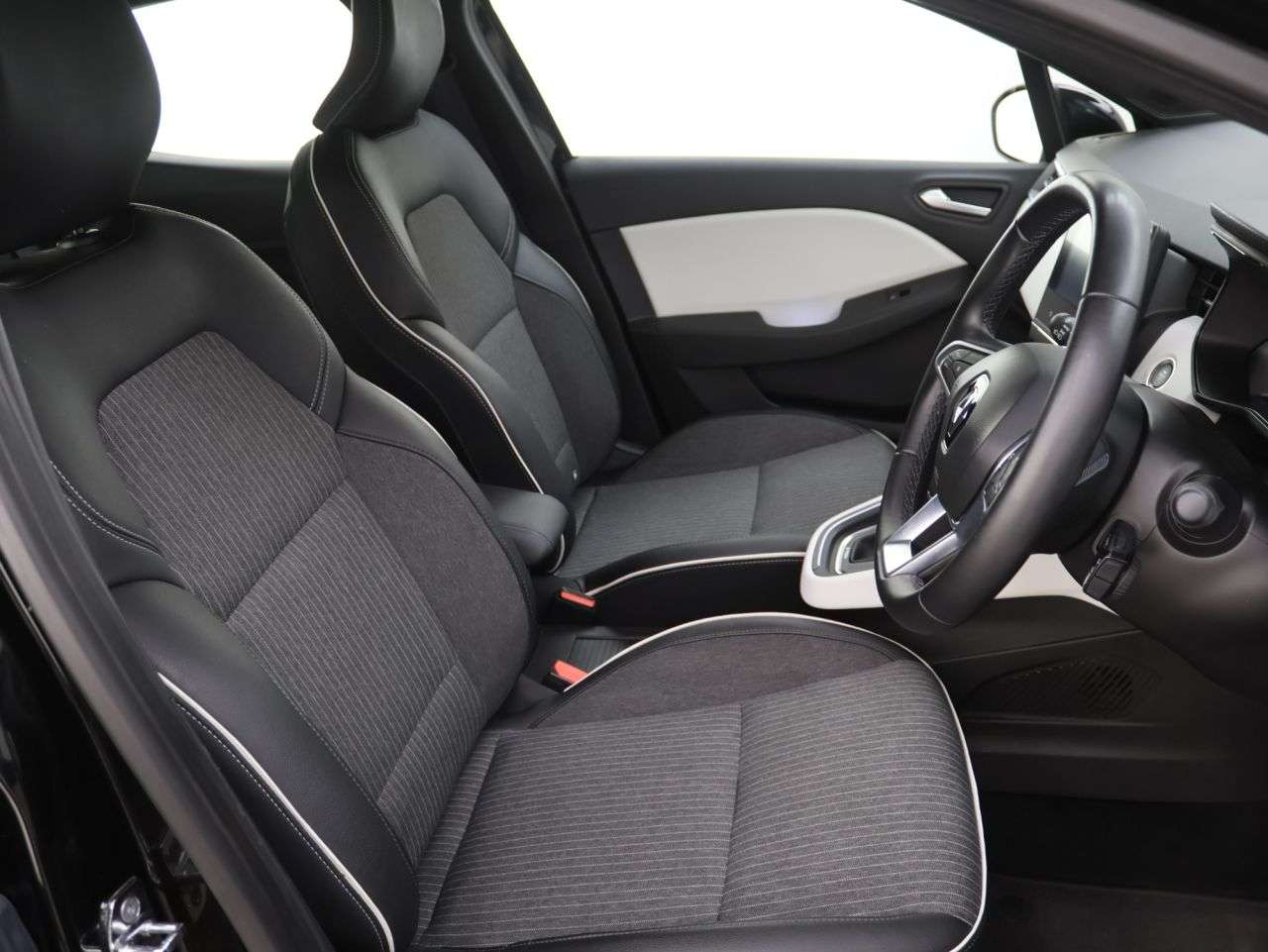 2022 RENAULT CLIO 2022 RENAULT CLIO