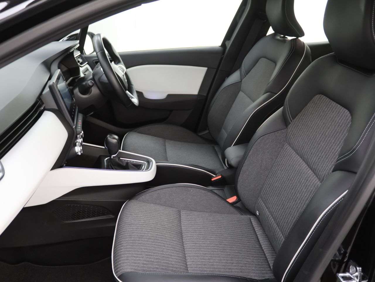 2022 RENAULT CLIO 2022 RENAULT CLIO