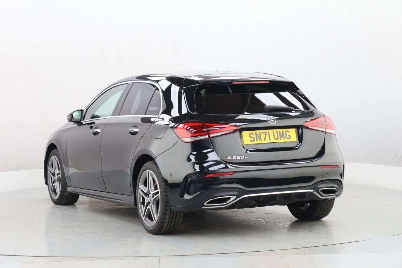 2021 MERCEDES-BENZ A CLASS 2021 MERCEDES-BENZ A CLASS