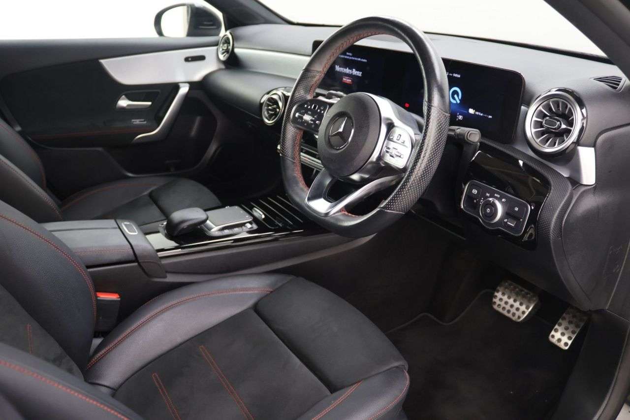 2021 MERCEDES-BENZ A CLASS 2021 MERCEDES-BENZ A CLASS