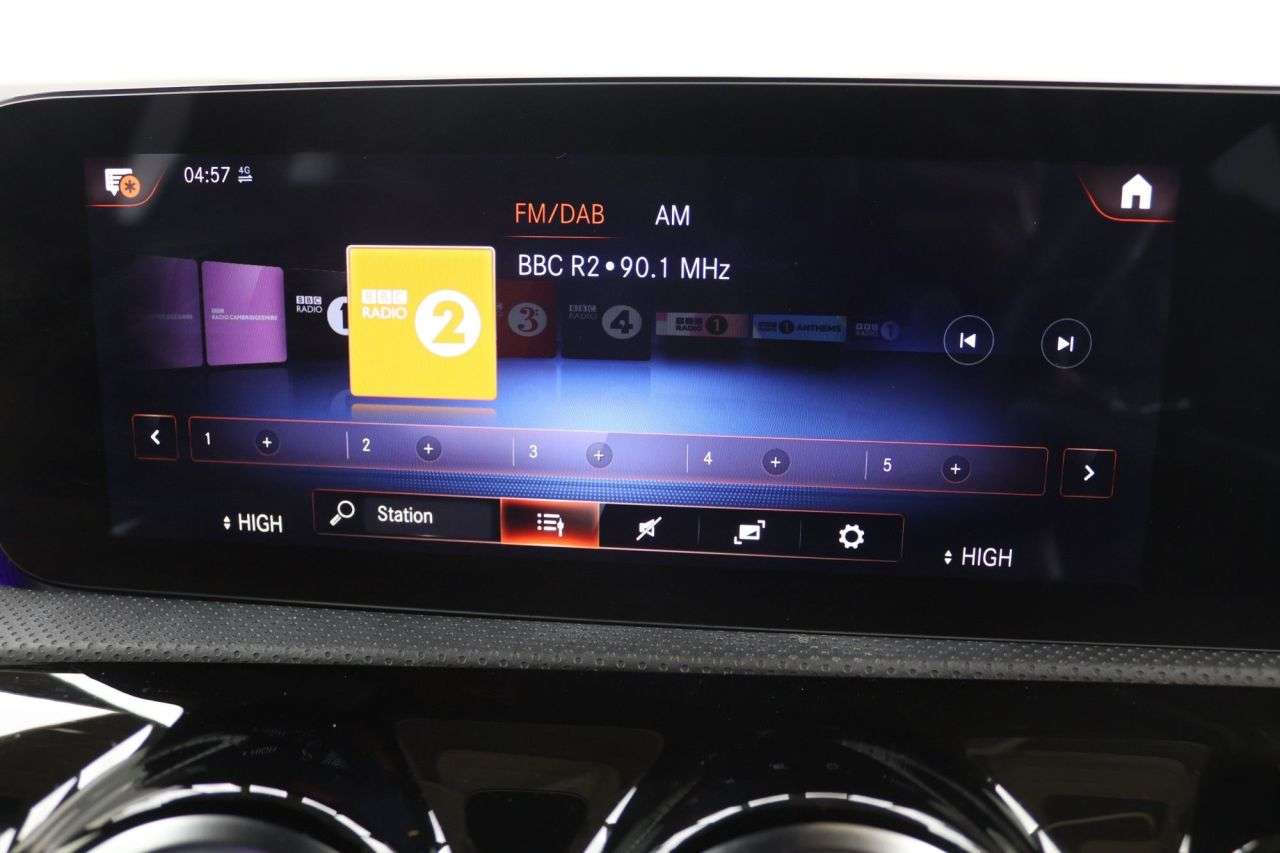 2021 MERCEDES-BENZ A CLASS 2021 MERCEDES-BENZ A CLASS