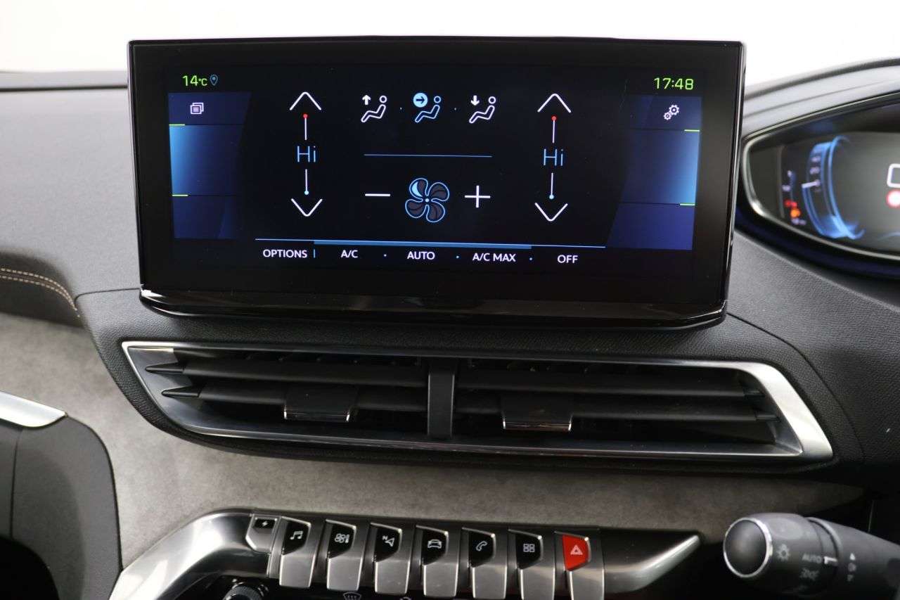 2021 PEUGEOT 3008 2021 PEUGEOT 3008