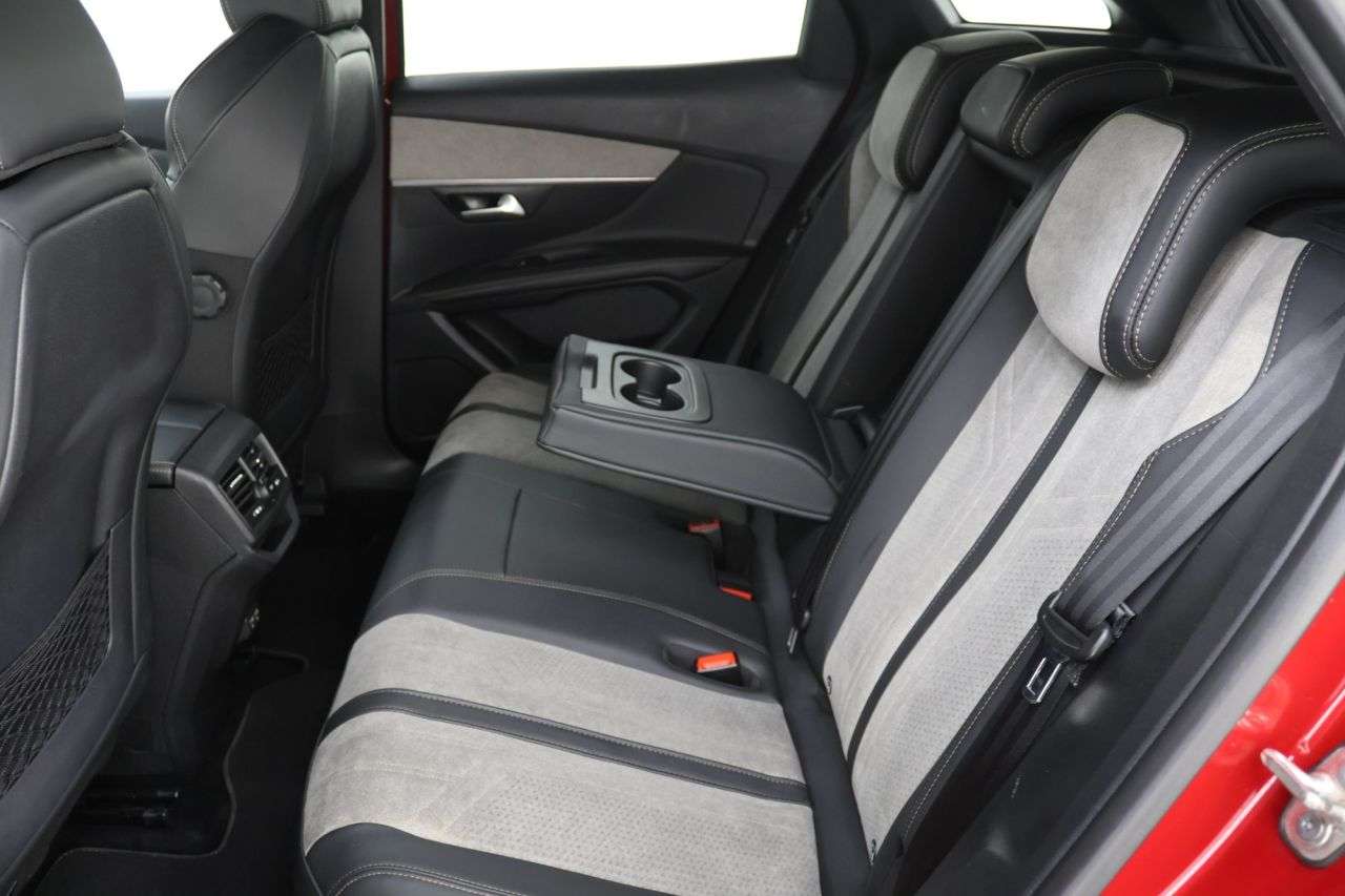 2021 PEUGEOT 3008 2021 PEUGEOT 3008