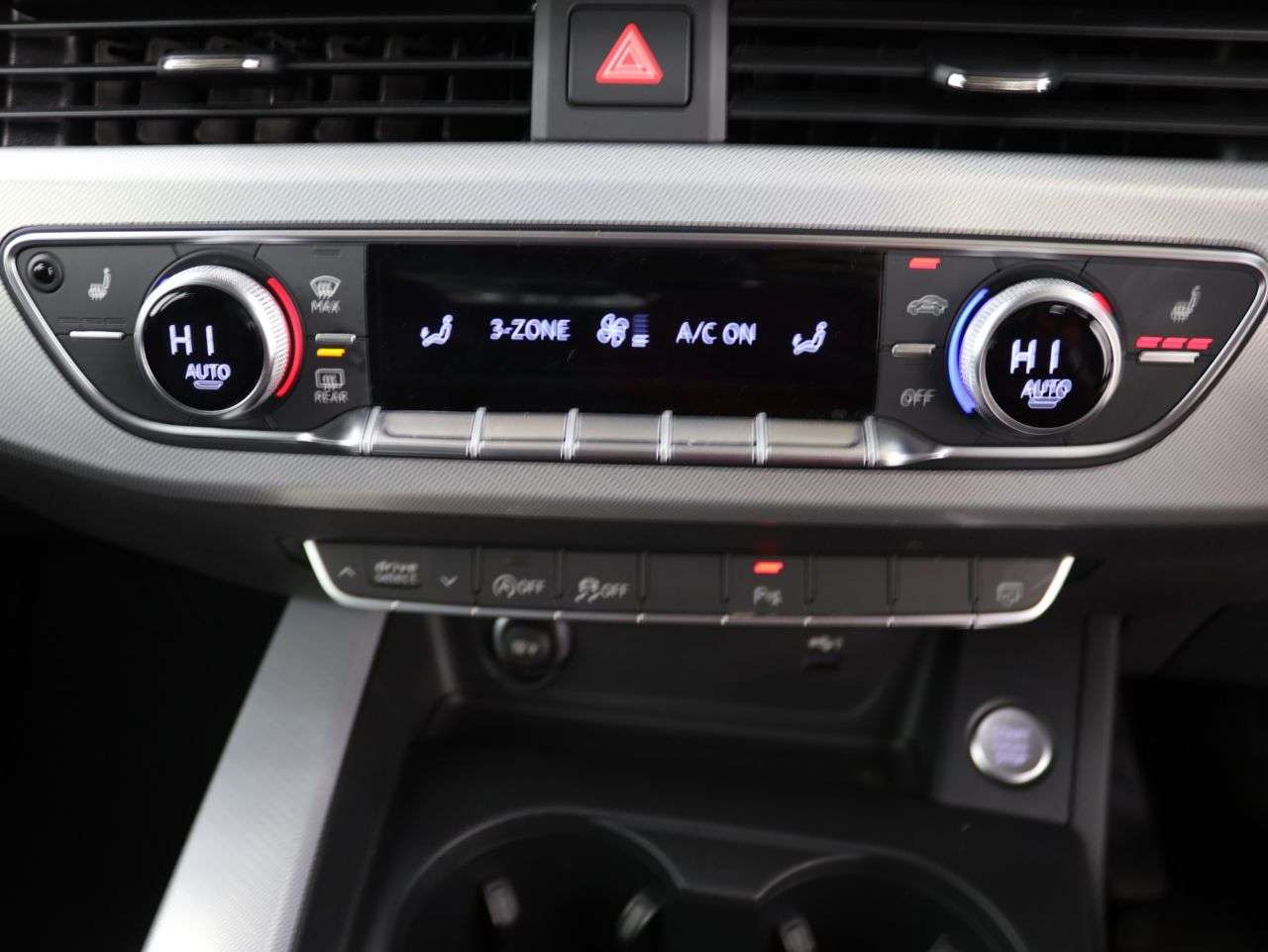 2023 AUDI A4 2023 AUDI A4