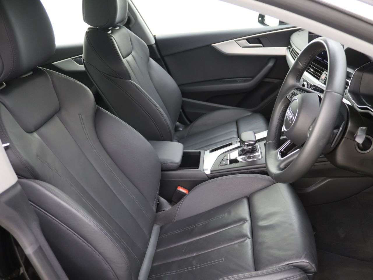 2022 AUDI A5 2022 AUDI A5