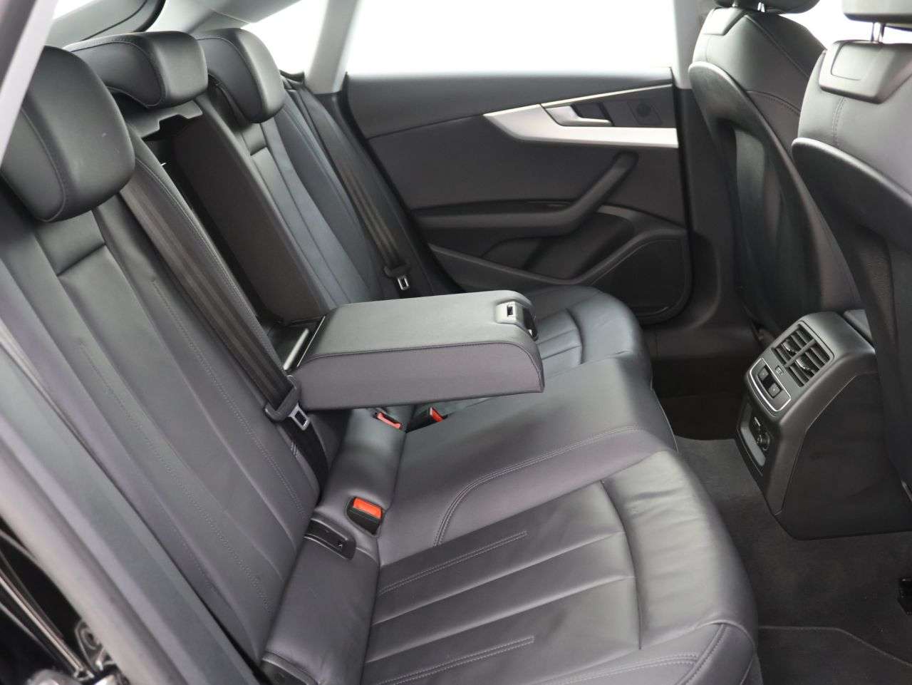 2022 AUDI A5 2022 AUDI A5