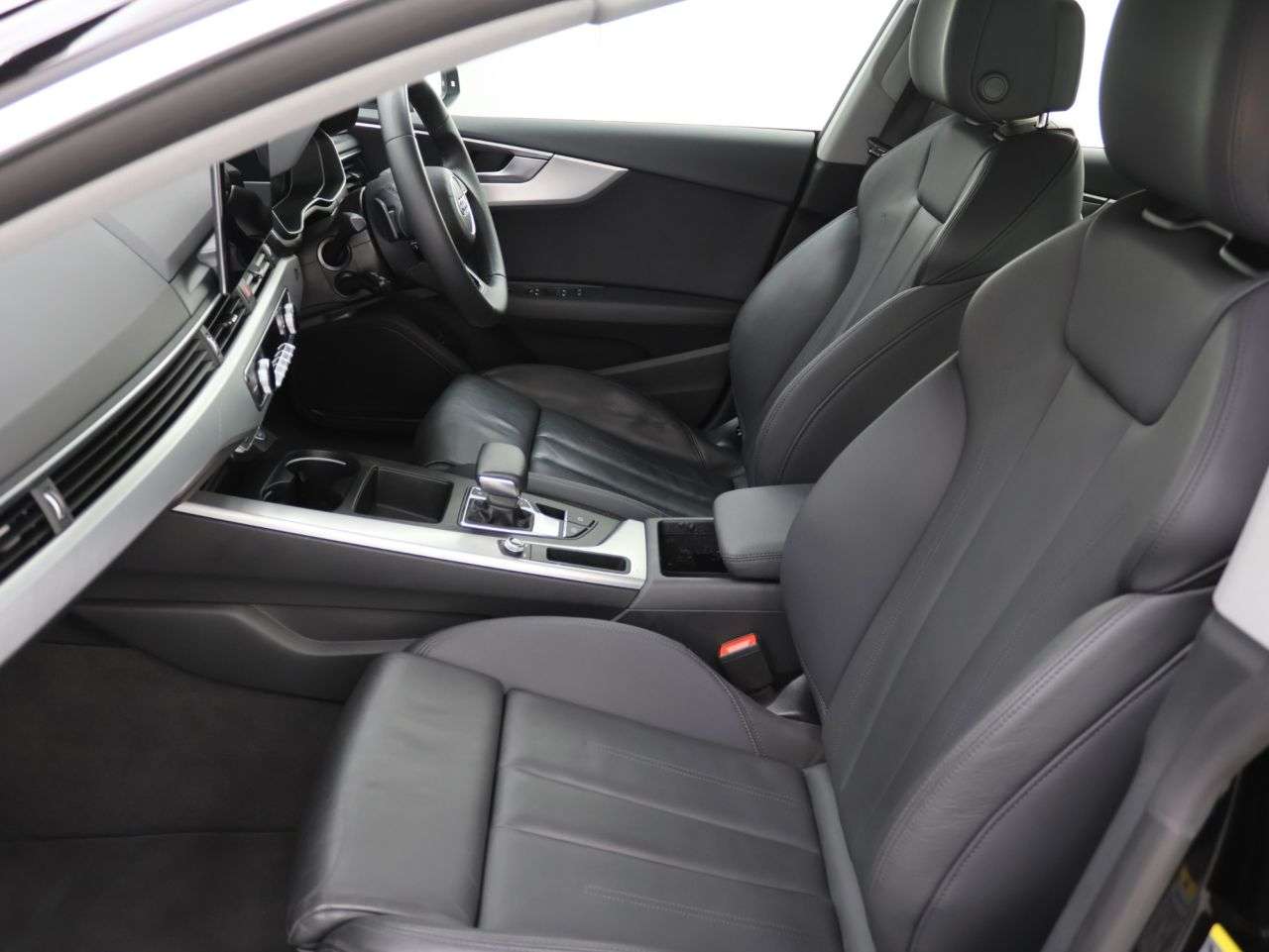 2022 AUDI A5 2022 AUDI A5