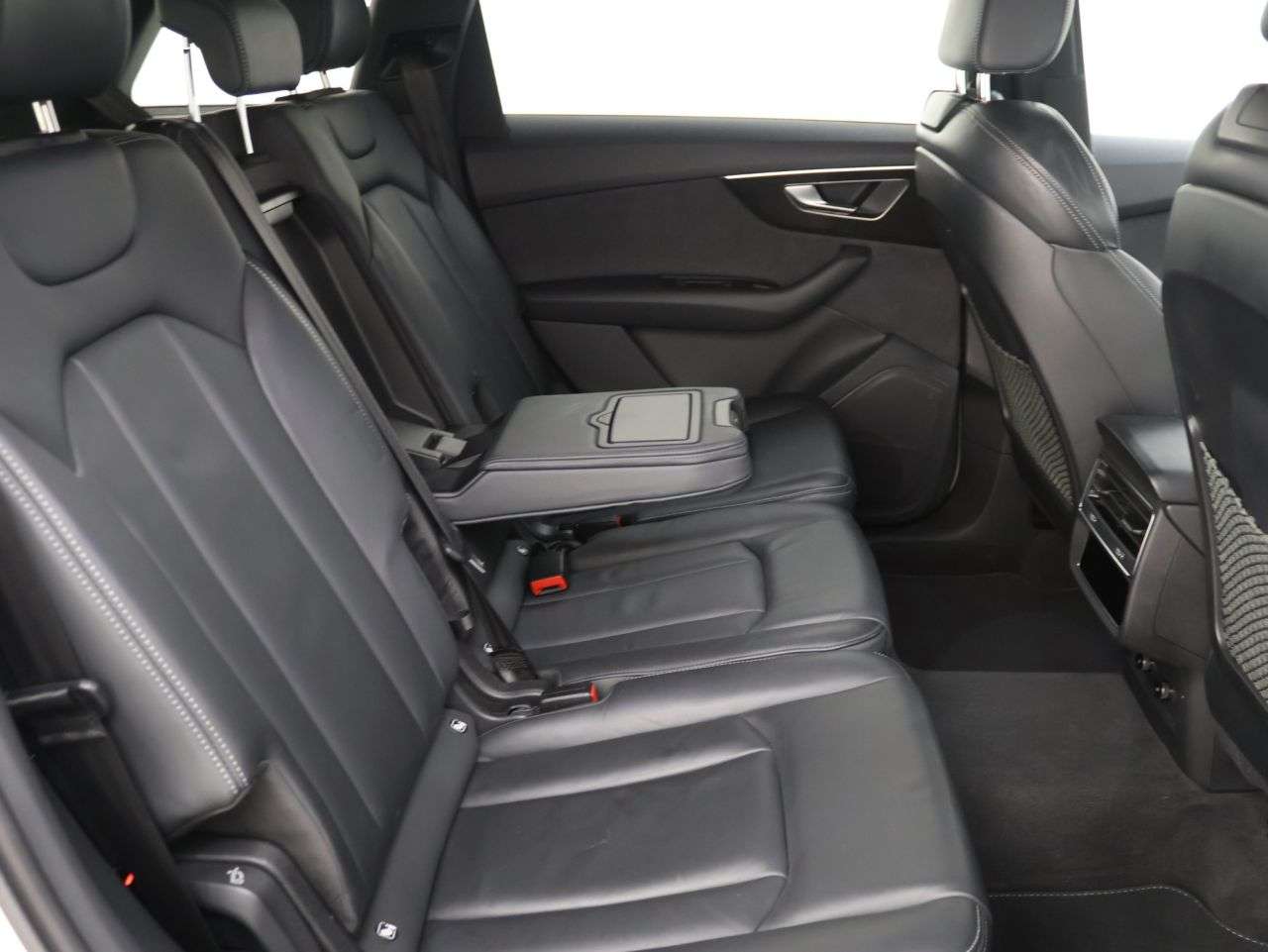 2022 AUDI Q7 2022 AUDI Q7