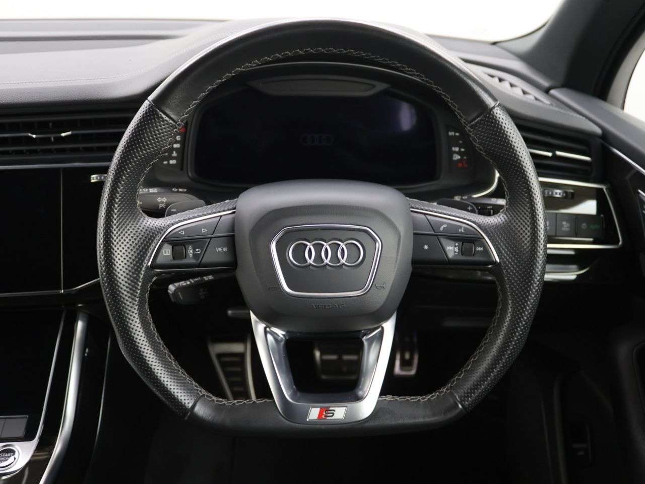 2022 AUDI Q7 2022 AUDI Q7